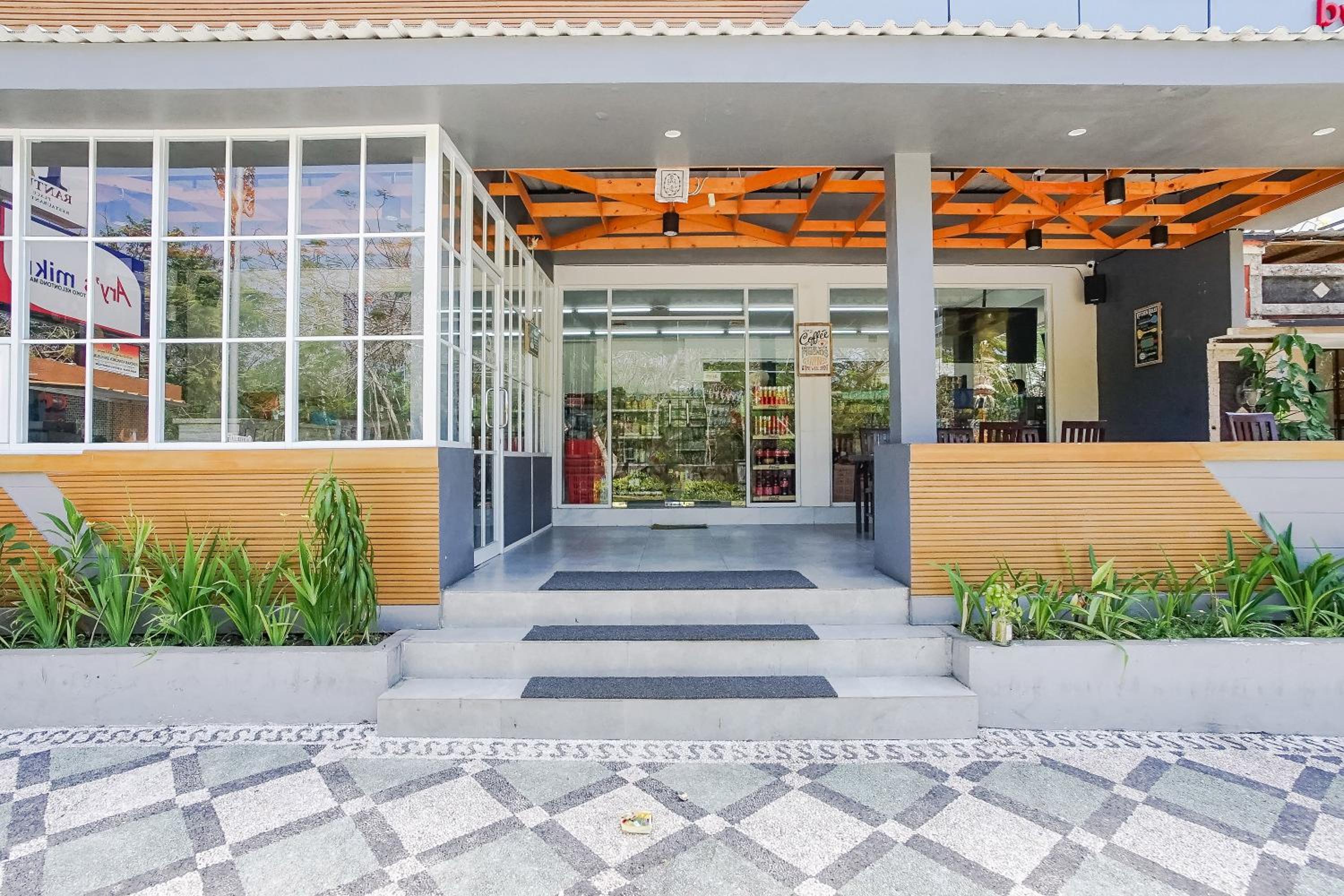 Rantun's Place Nusa Dua