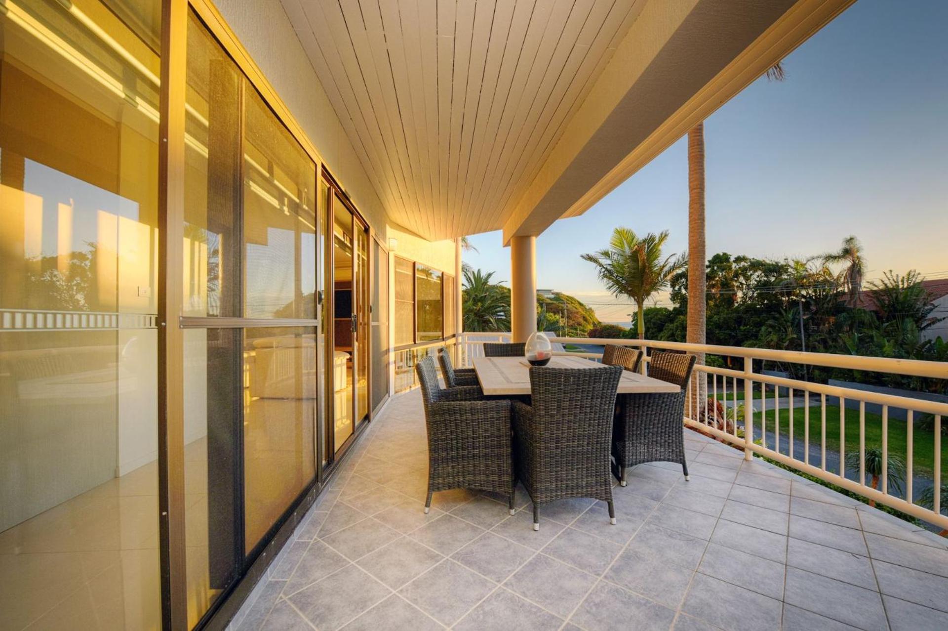 Beachside Manor