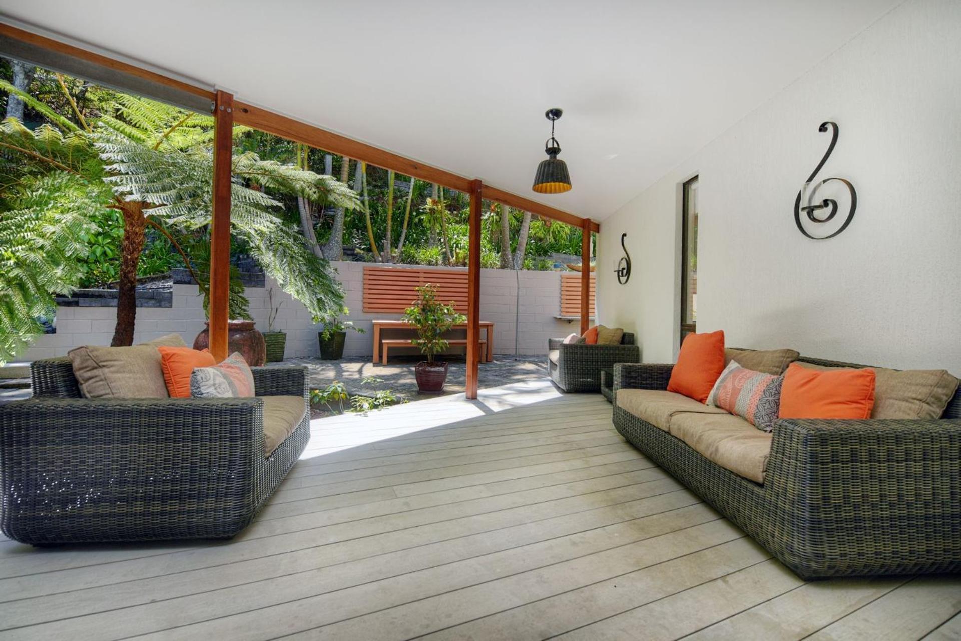 Beachside Manor
