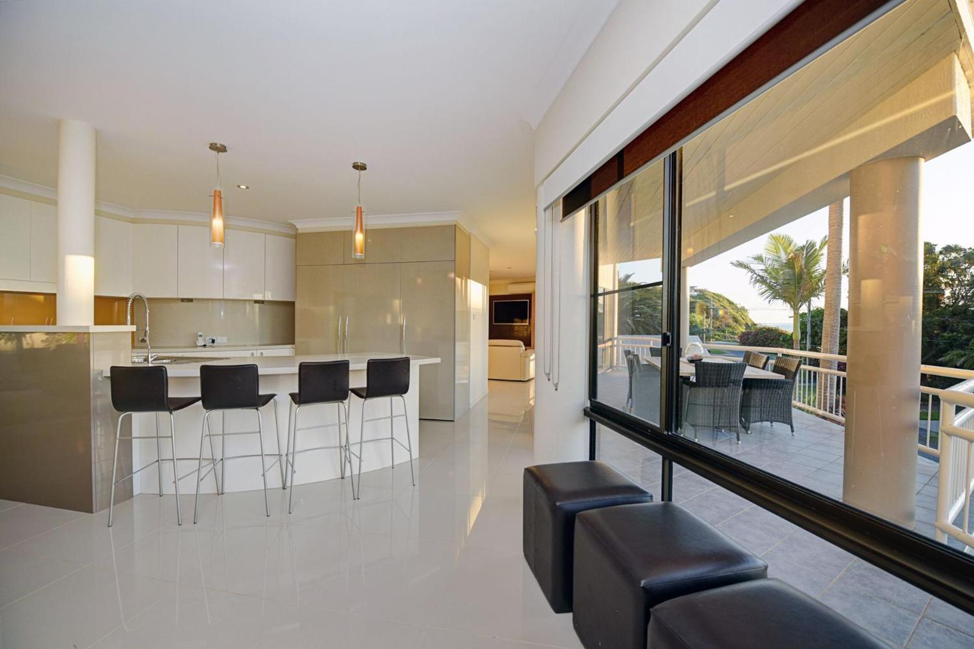 Beachside Manor