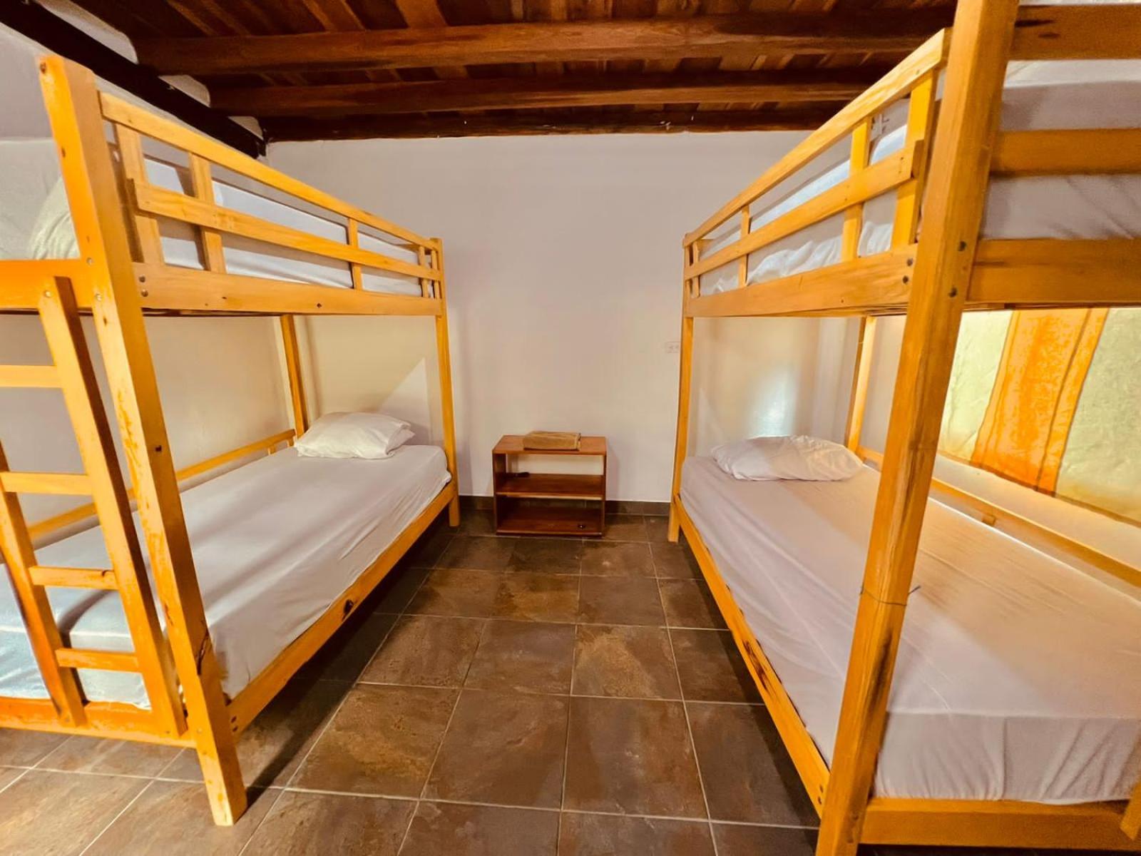 Onda Hostel Mompiche