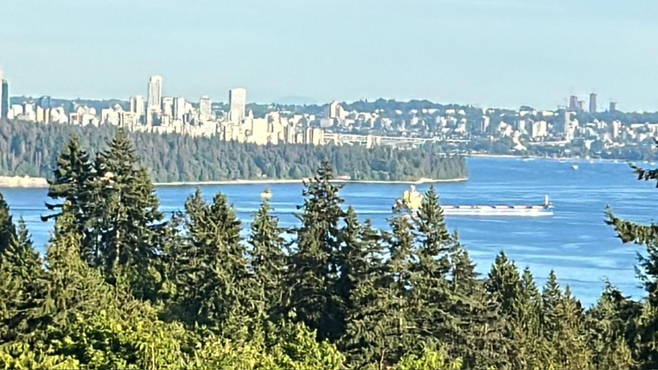 Luxury accomodation in West Vancouver