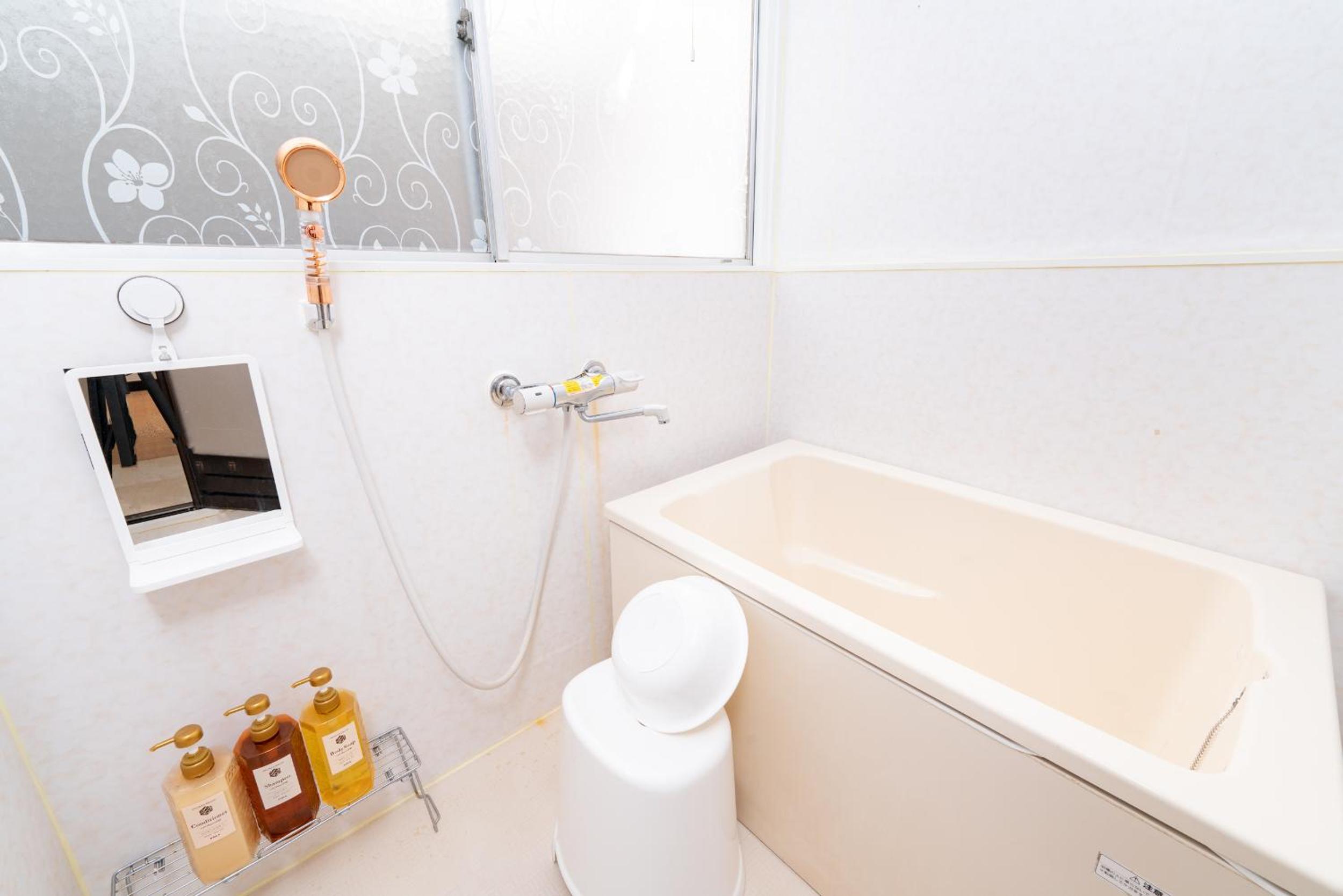 6BR 10Beds Direct to Shinjuku, Shibuya ,Tokyo Dome, Central ,Budget Friendly