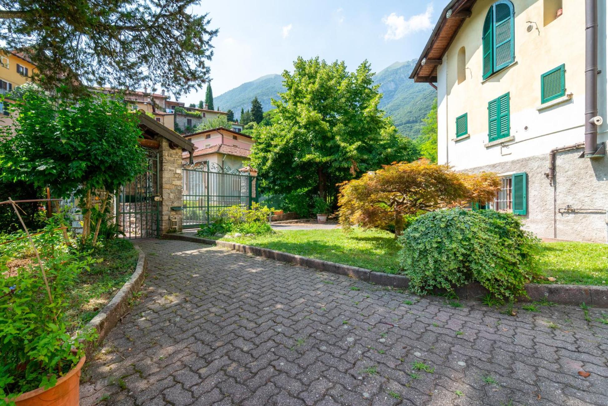 Tremezzina Charming Apartment by Wonderful Italy