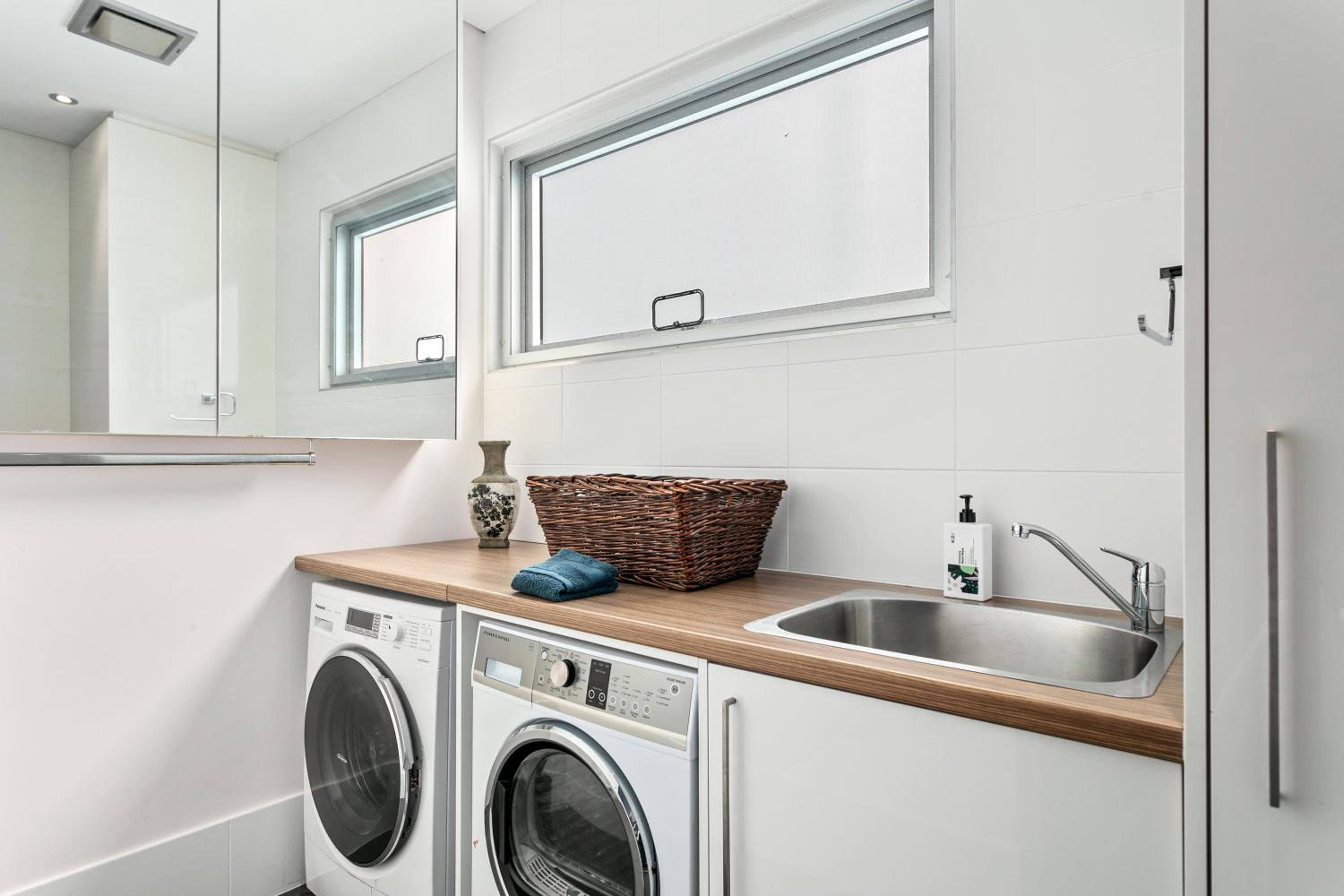 SOLO42 - Mosman Park Prestige