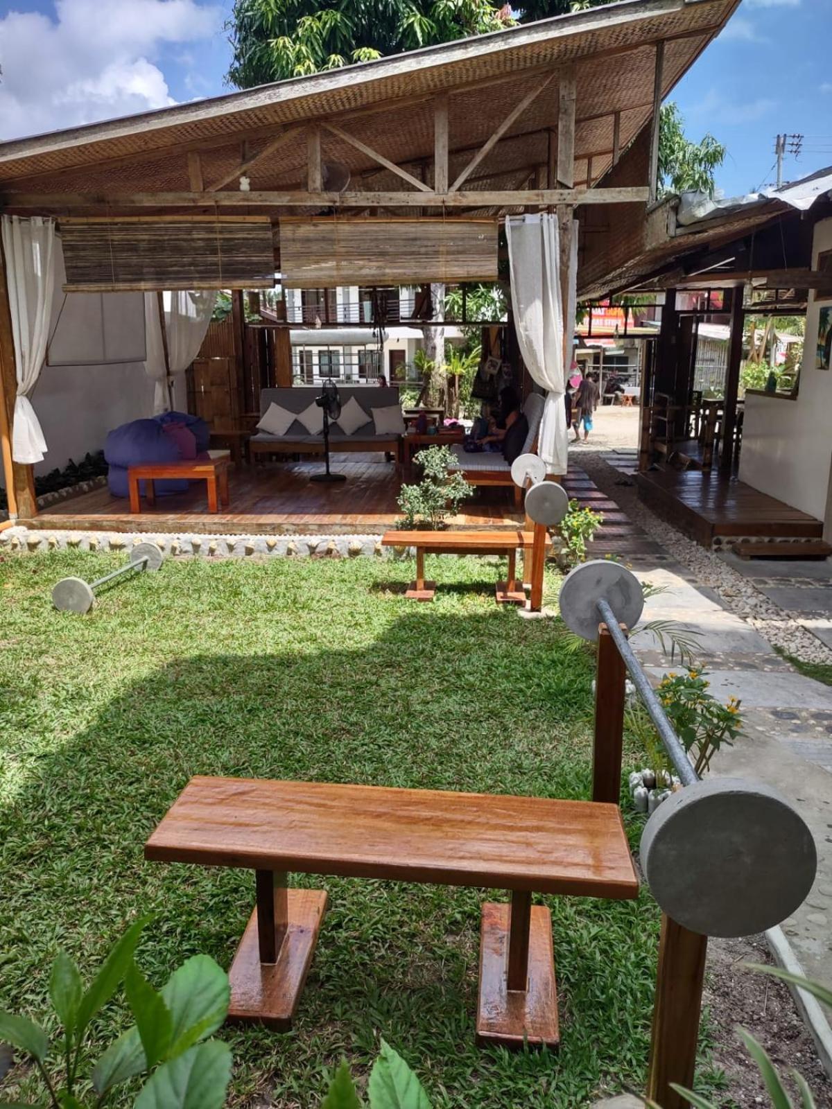 Lunazul Guesthouse