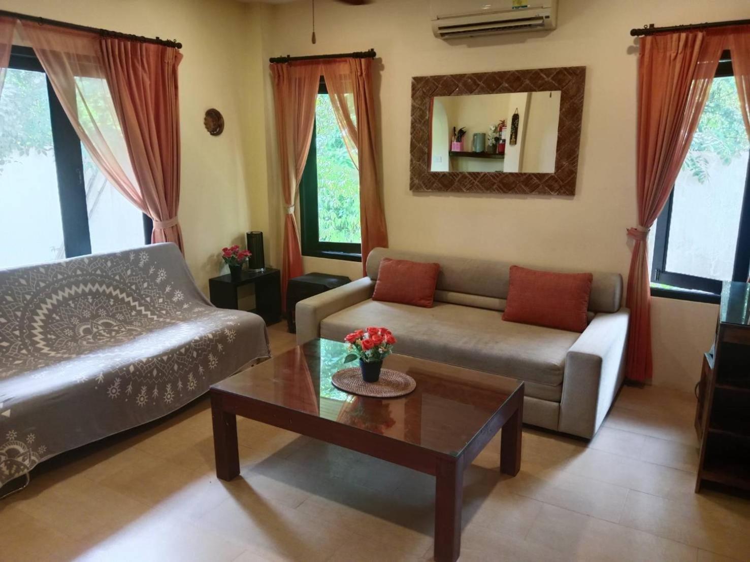 Baan Tropicana