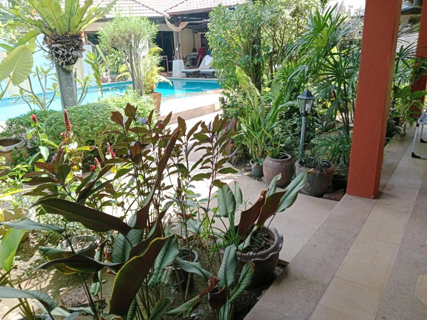 Baan Tropicana