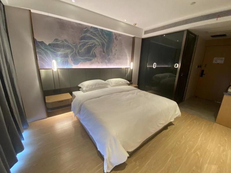 GreenTree Eastern Hotel Jiangsu Wanda Plaza Ocean University Huangguoshan