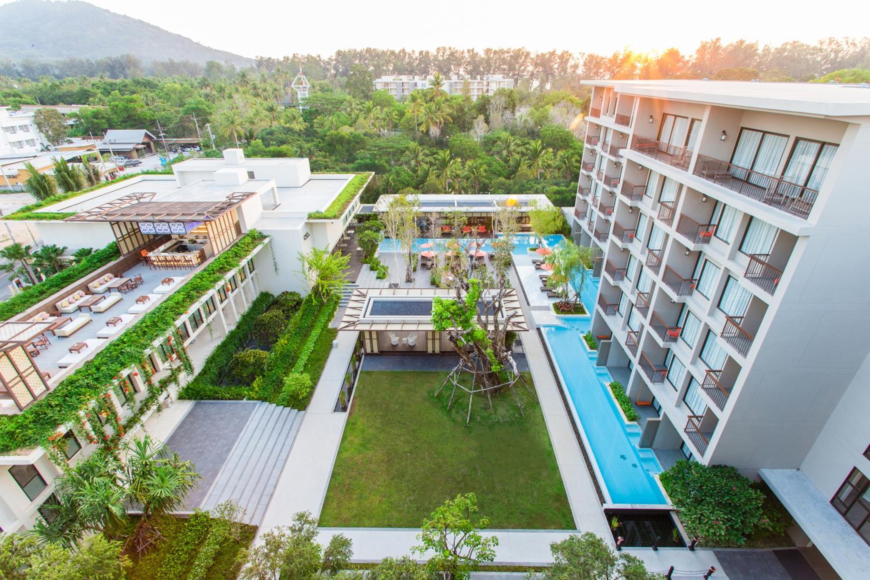 Hotel Proud Phuket, Naiyang Beach - Image 1