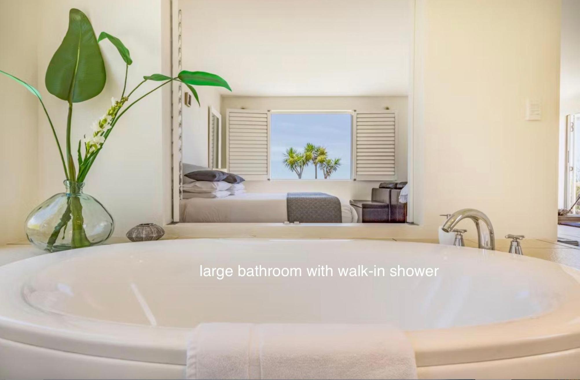 Saltwater - Absolute Oceanfront, Fire Pits, some Villas with Hot Tubs and Sauna