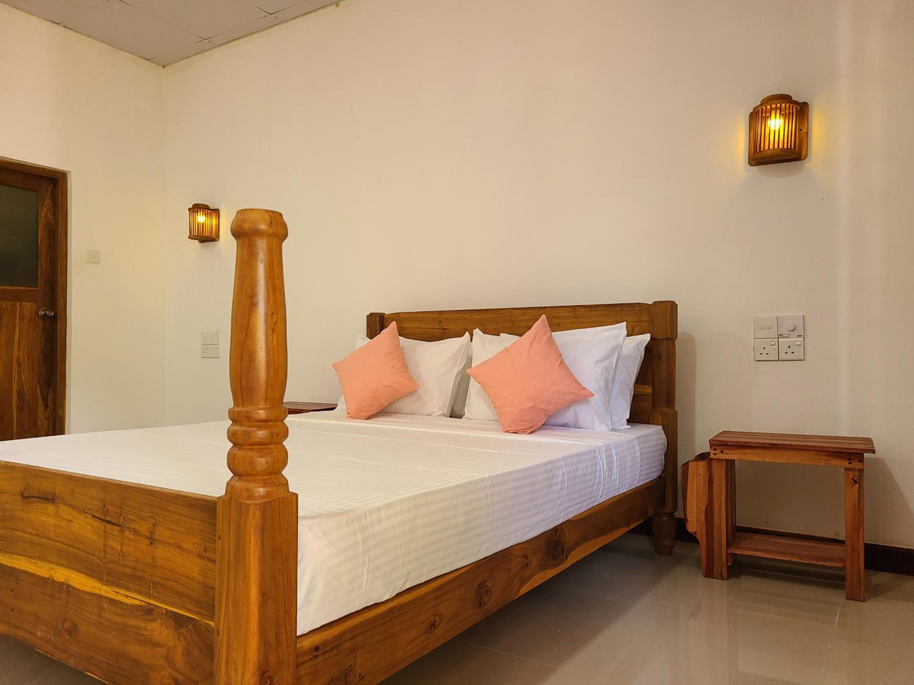 Woodholic Homestay