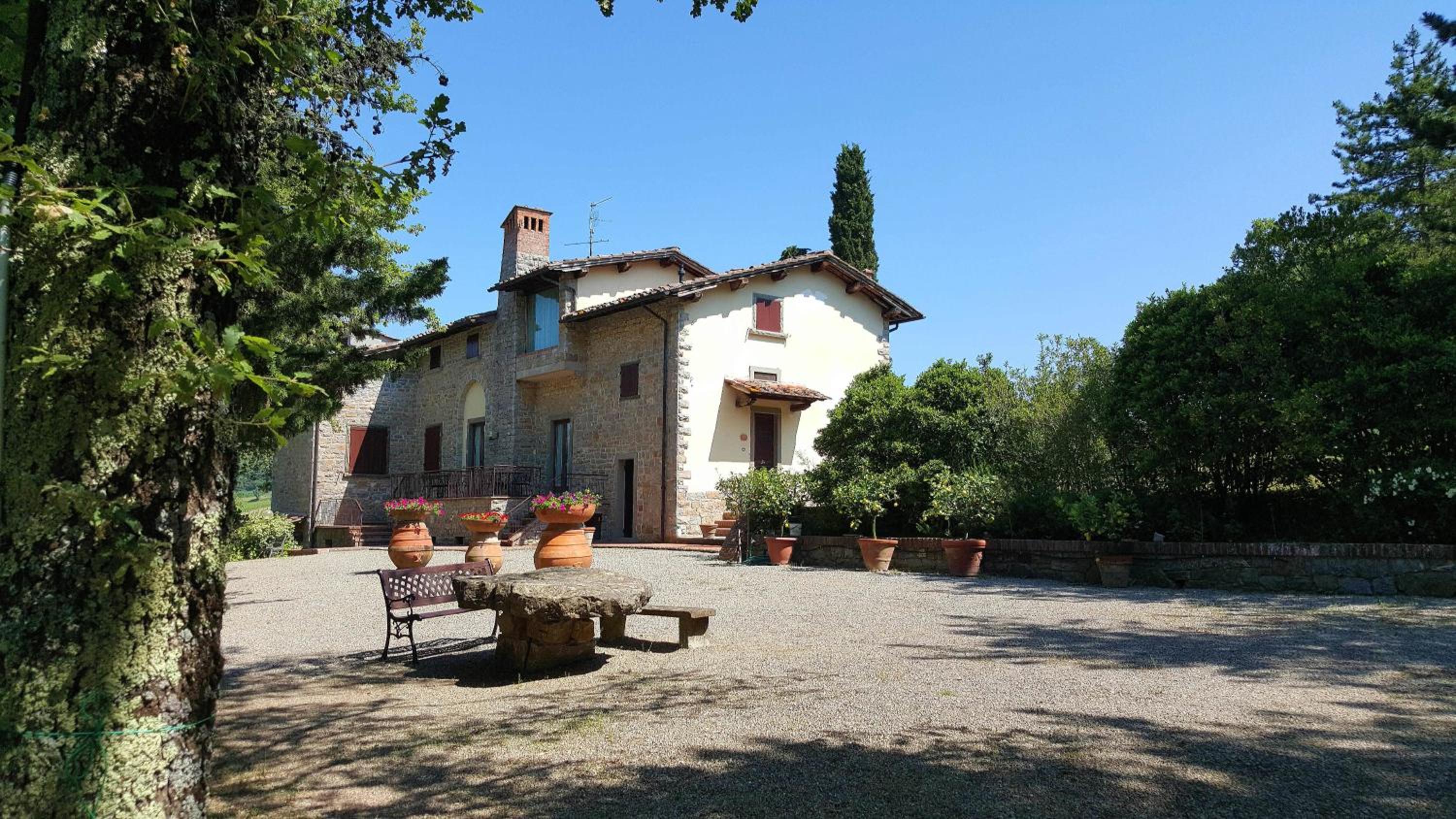 Holiday House Le Selvole view 2