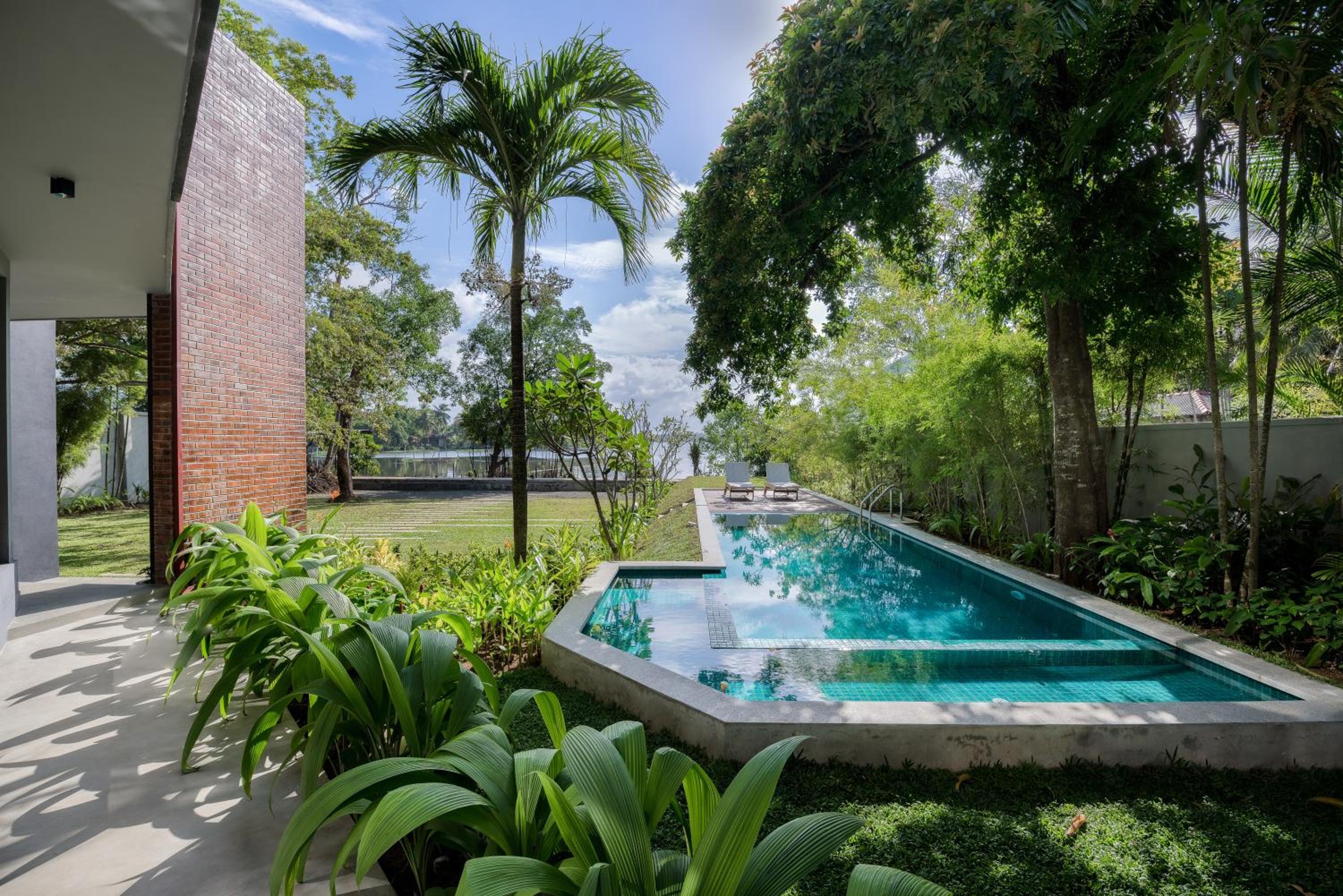 LAKE VILLA by CARLSEN view 5