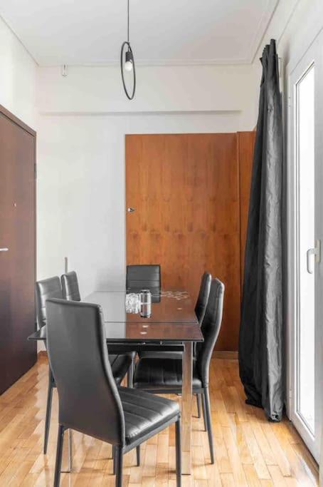 2BDR Boutique Full Apt in Plaka (BIG BALCONY)