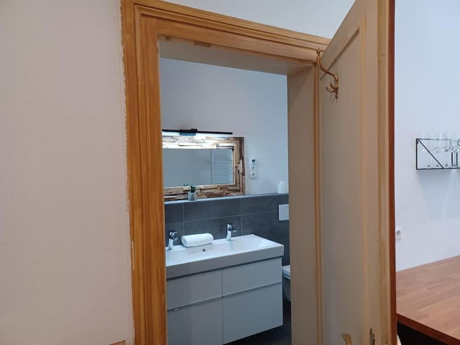 Ferienwohnung 'Bergidylle' - Zu Fuß auf die Loipe und den Berg, nur wenige Minuten ins Skigebiet