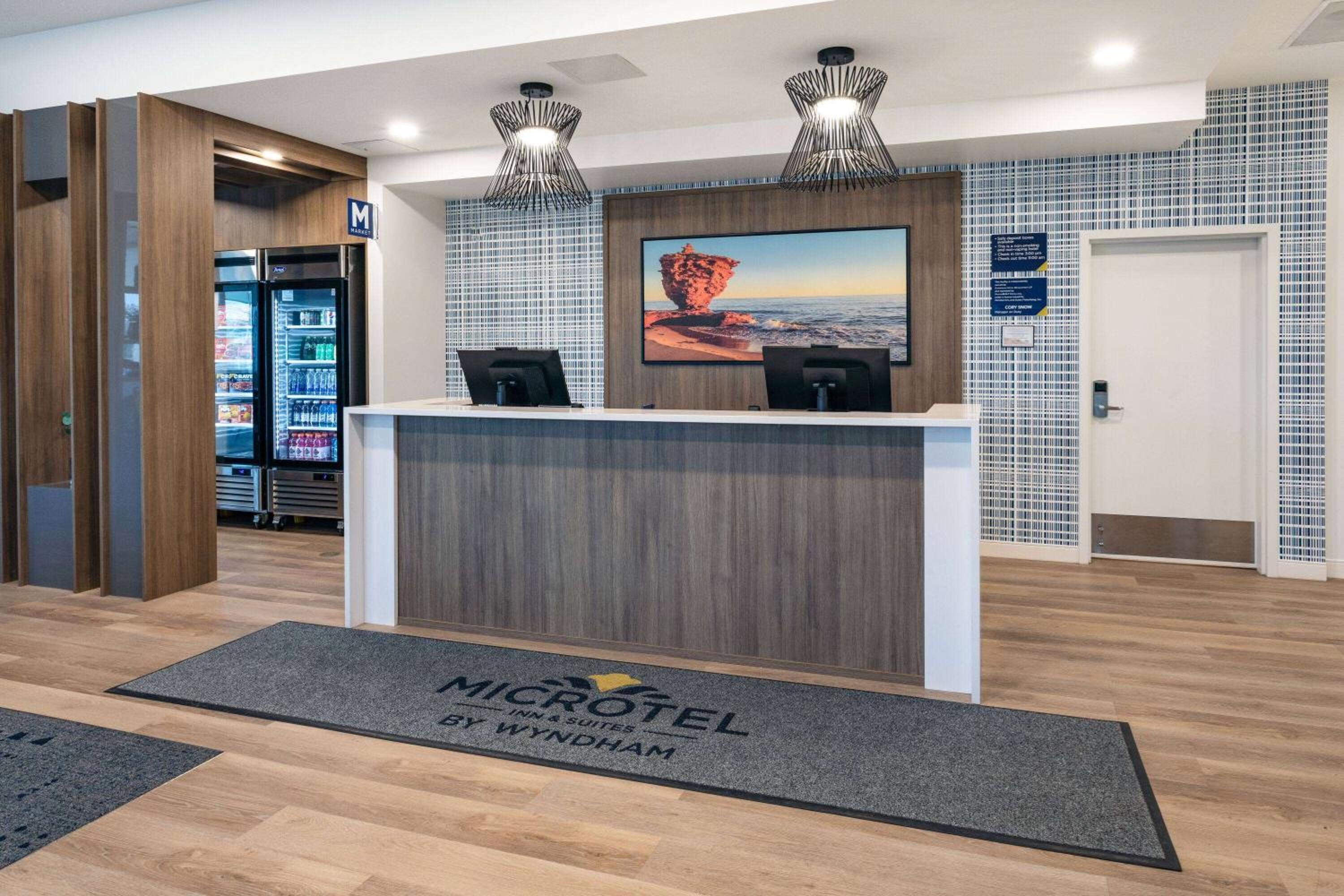 Summerside Vacations - Microtel Inn  Suites by Wyndham Summerside - Property Image 3