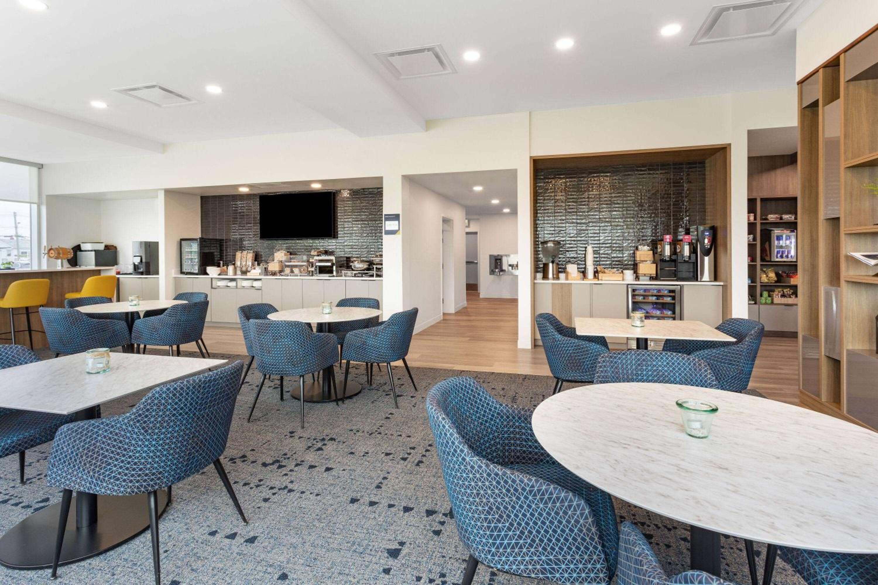 Summerside Vacations - Microtel Inn  Suites by Wyndham Summerside - Property Image 6