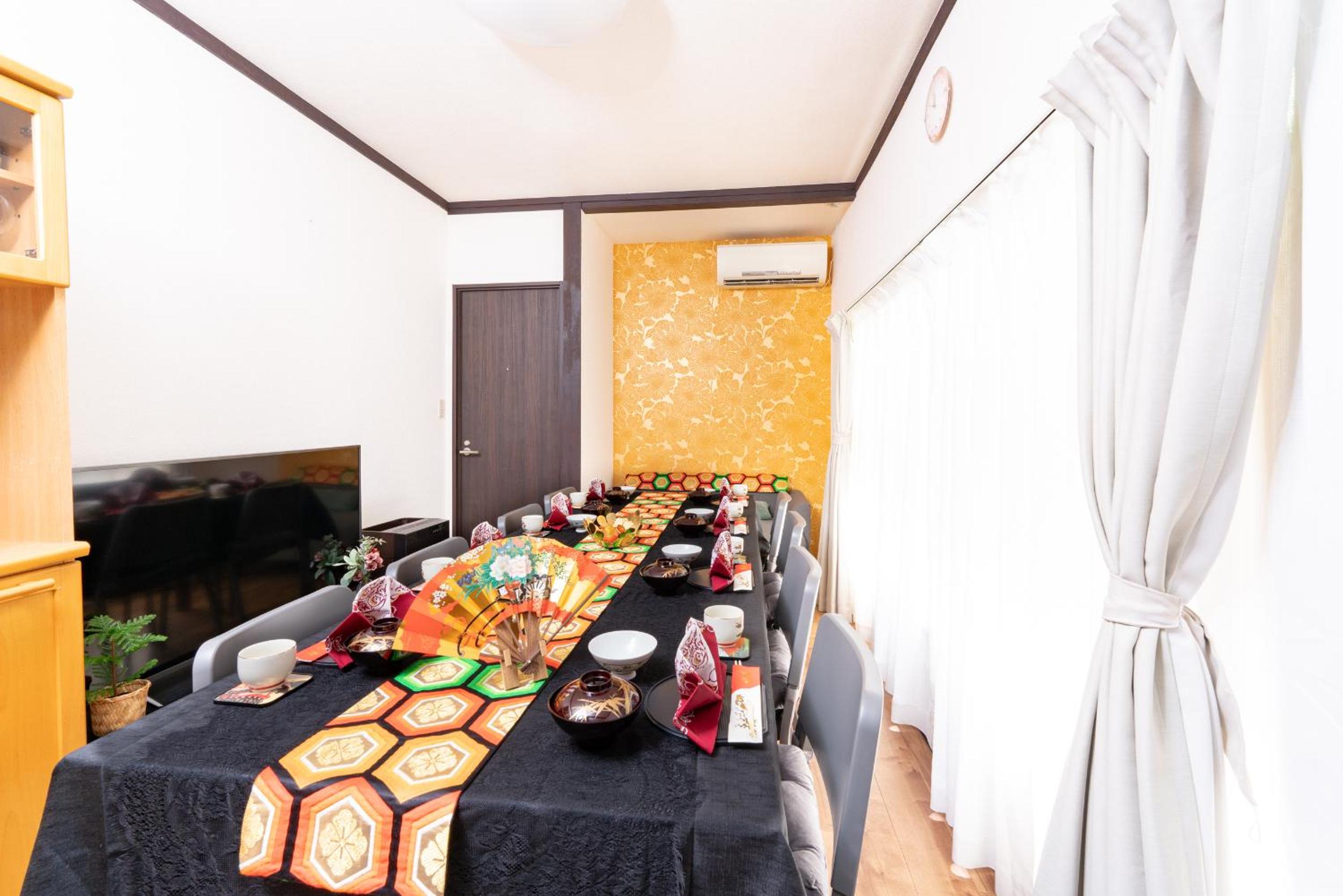 6BR 10Beds Direct to Shinjuku, Shibuya ,Tokyo Dome, Central ,Budget Friendly