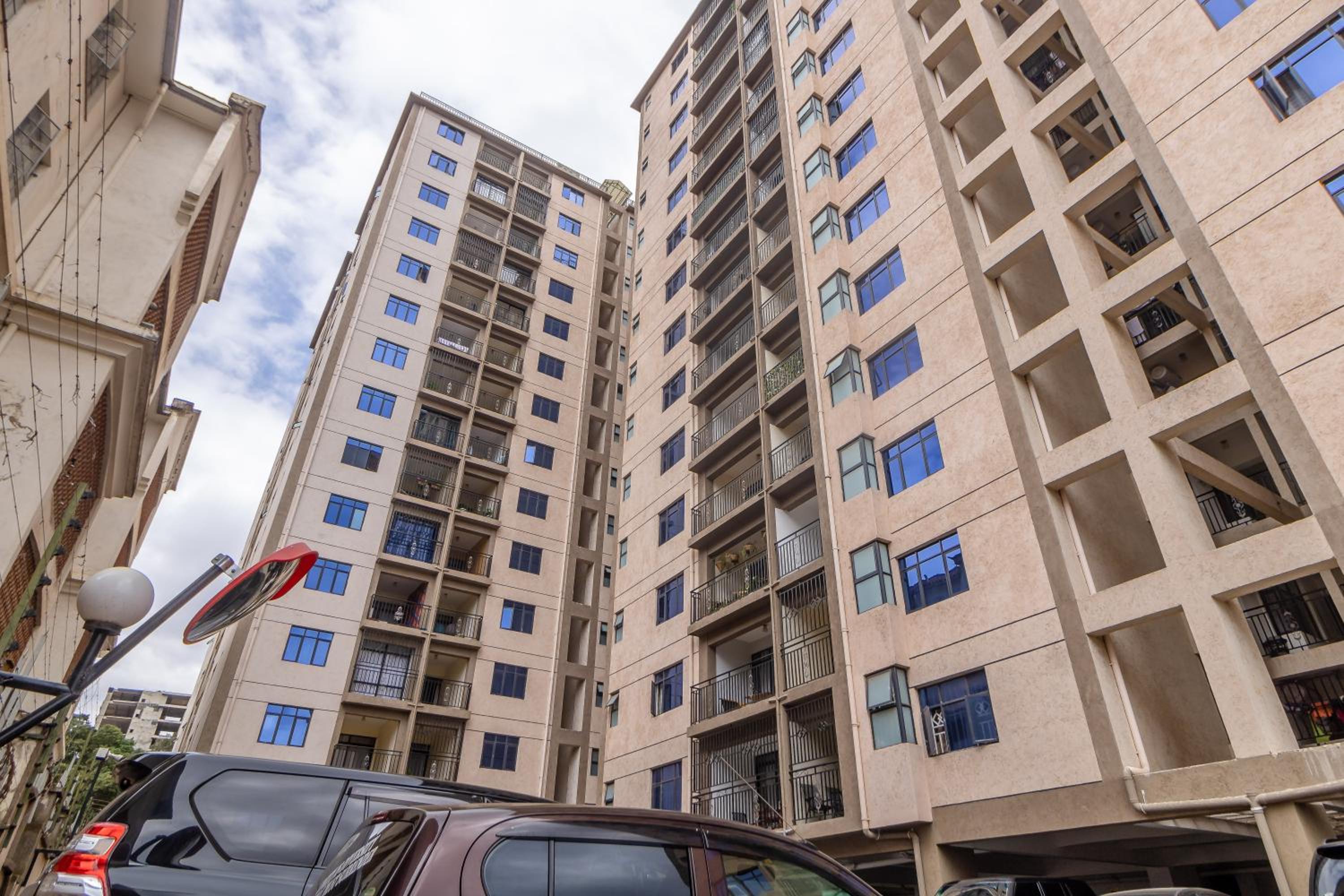1bed in Kilimani, Near Yaya