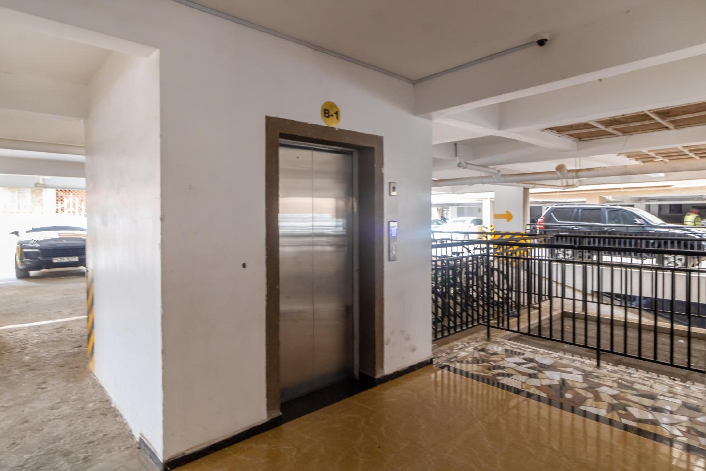 1bed in Kilimani, Near Yaya