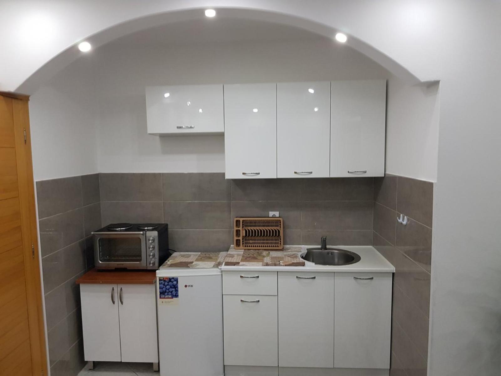 Apartmani MINA