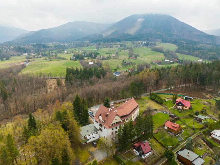 Prostorný apartmán pro 4 osoby v Beskydech