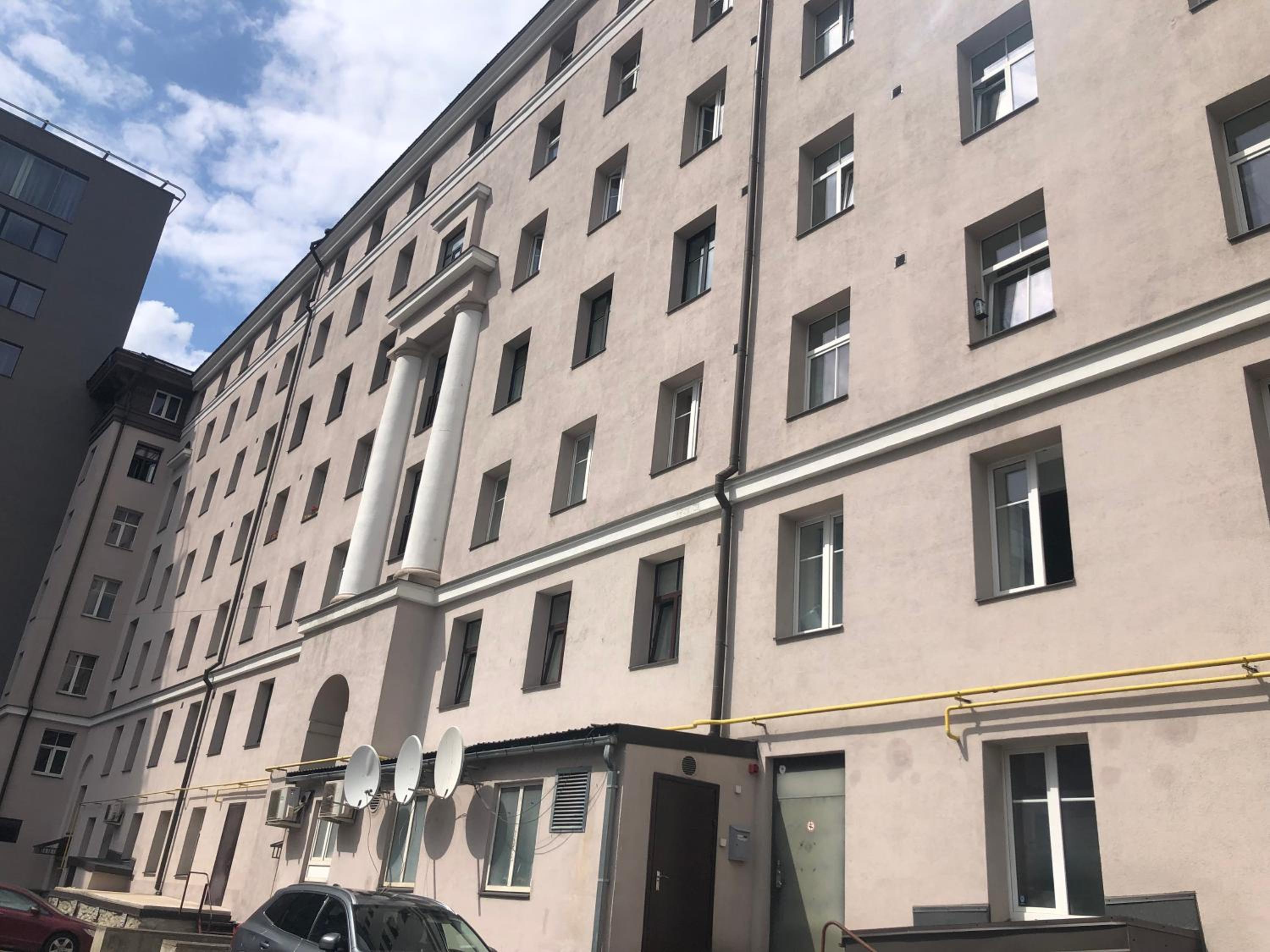 Stylish apartment in the heart of Tallinn view 2
