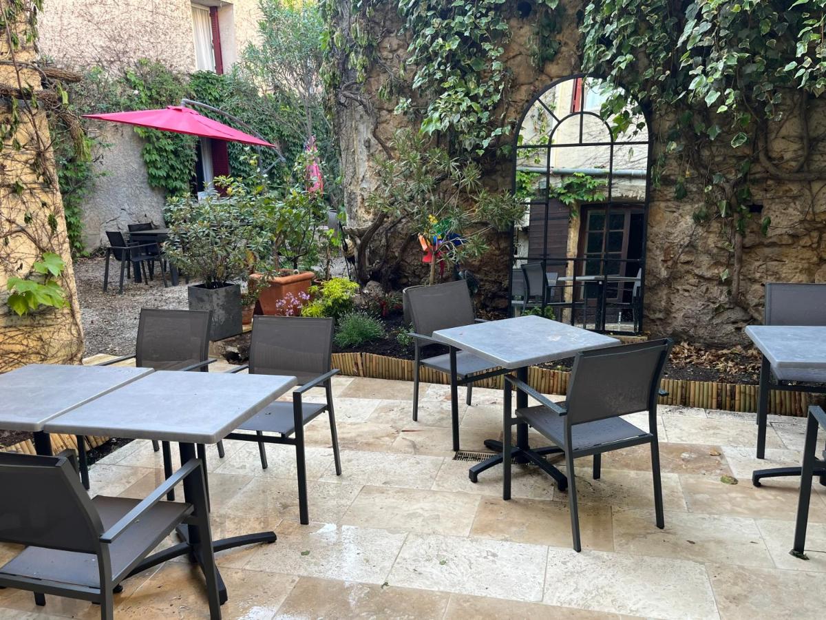 outdoor BBQ area