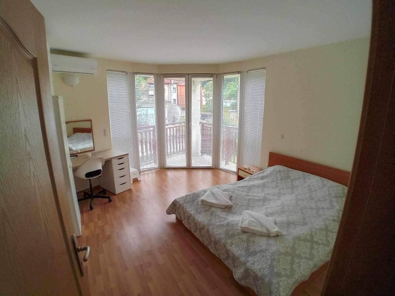 Apartment 118 in Eagle Rock Complex