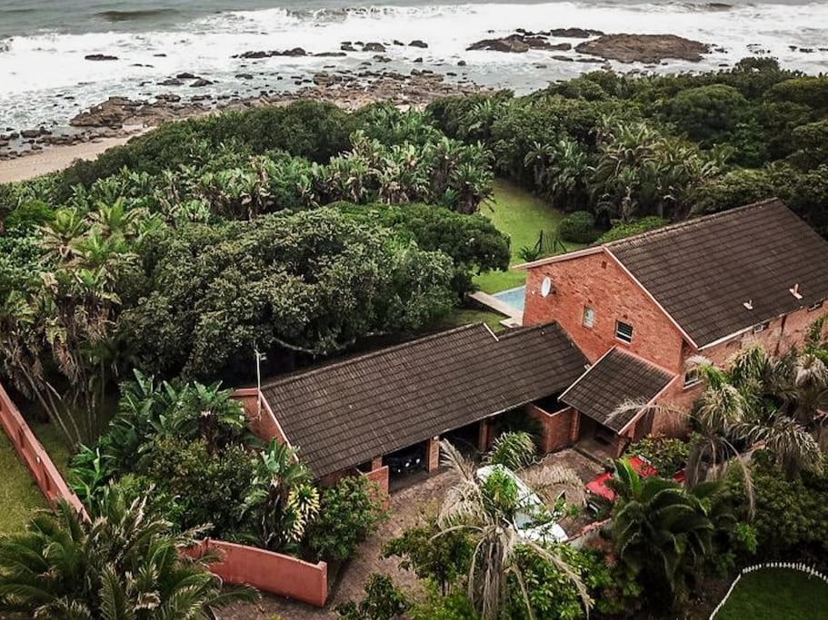 Hotel SHALE BEACH HOUSE: 3-Bedroom House with Private Beach Access. - Image 1