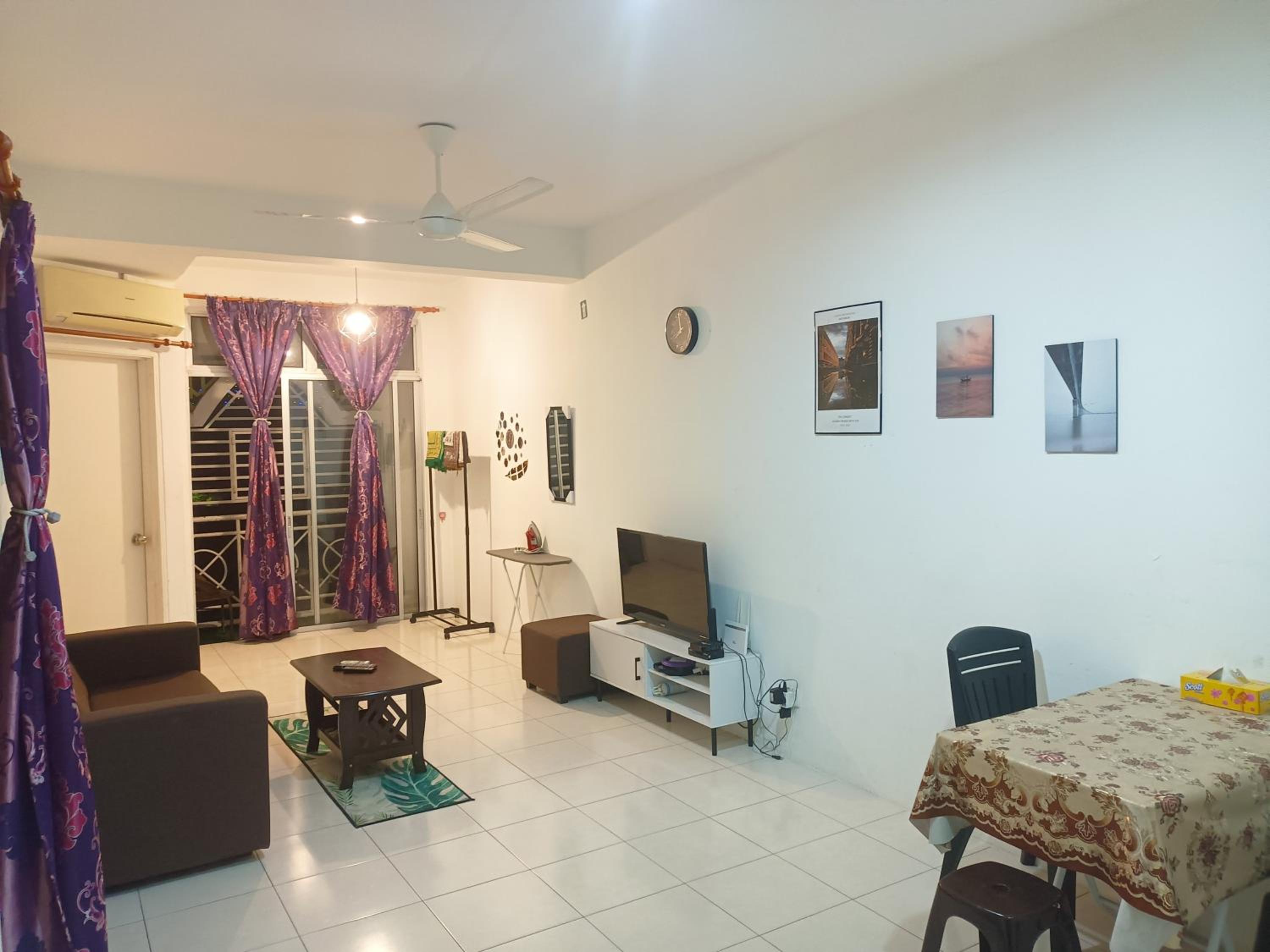 3rd floor apartment with 2 bedroom and no elevator photo 1