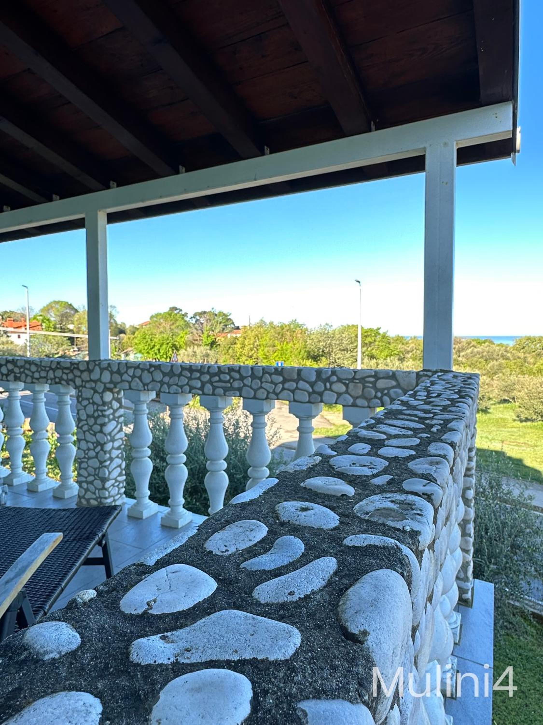 Vala Apartments