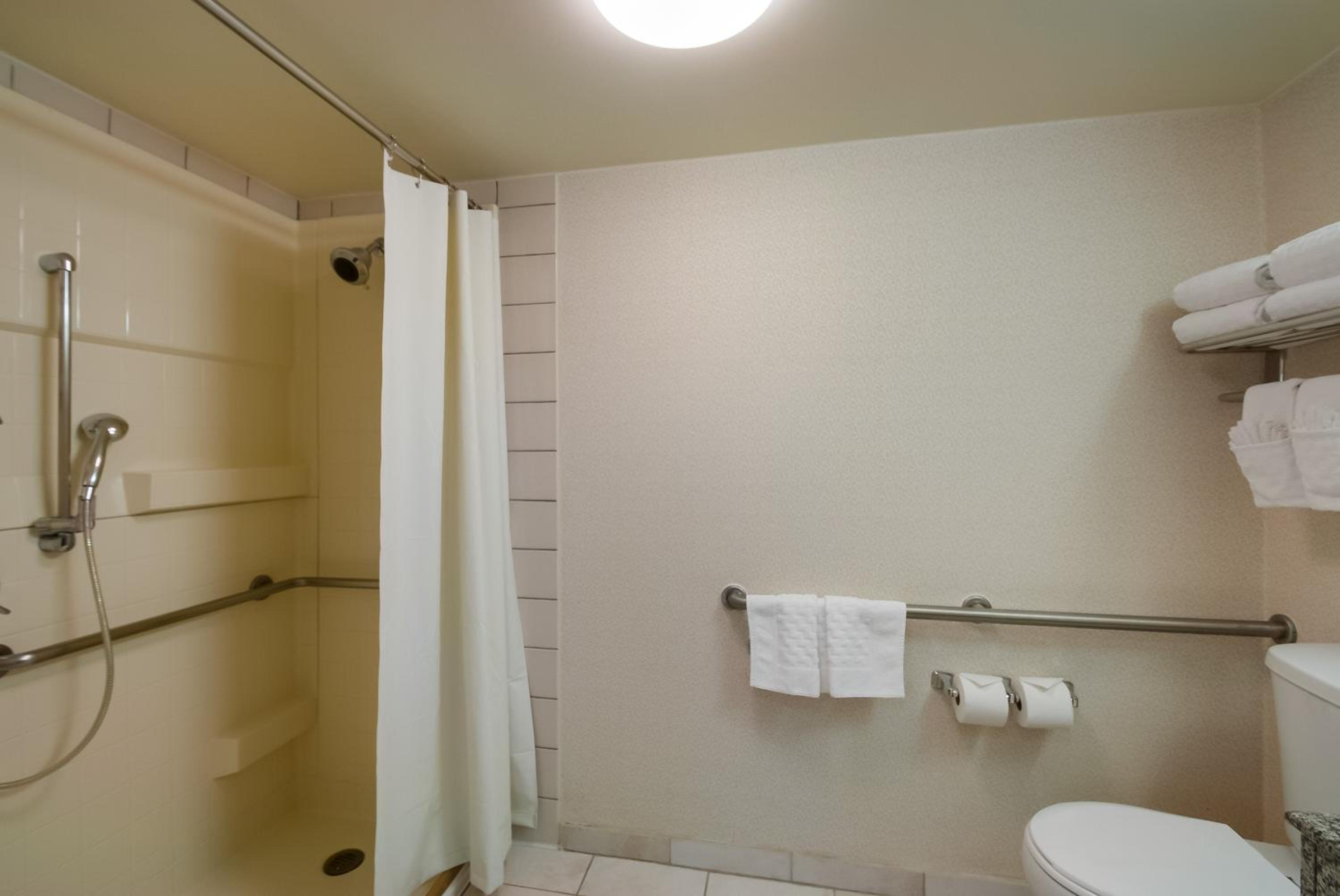 Springfield Vacations - Best Western Springfield - Property Image 2