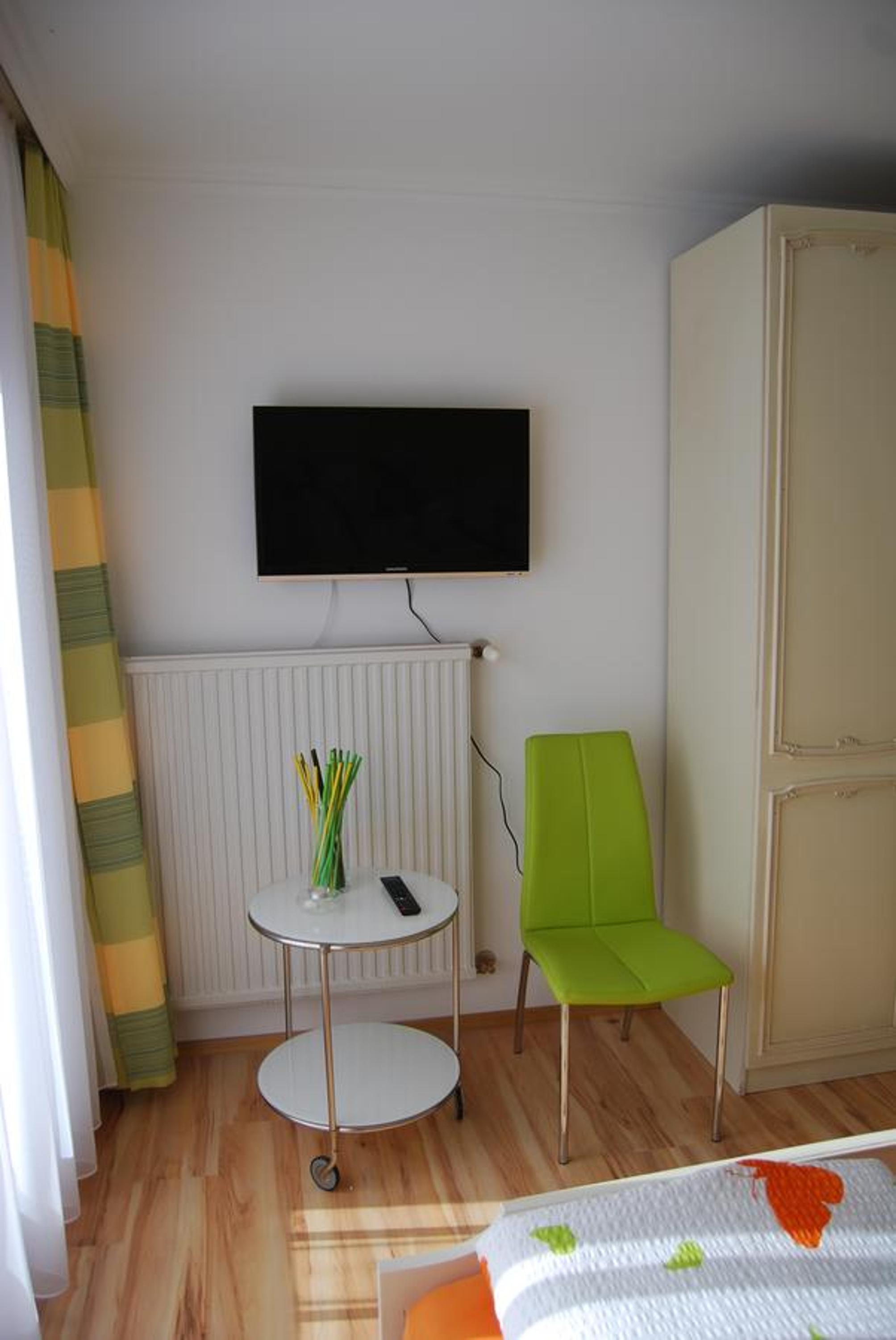 Photo 37