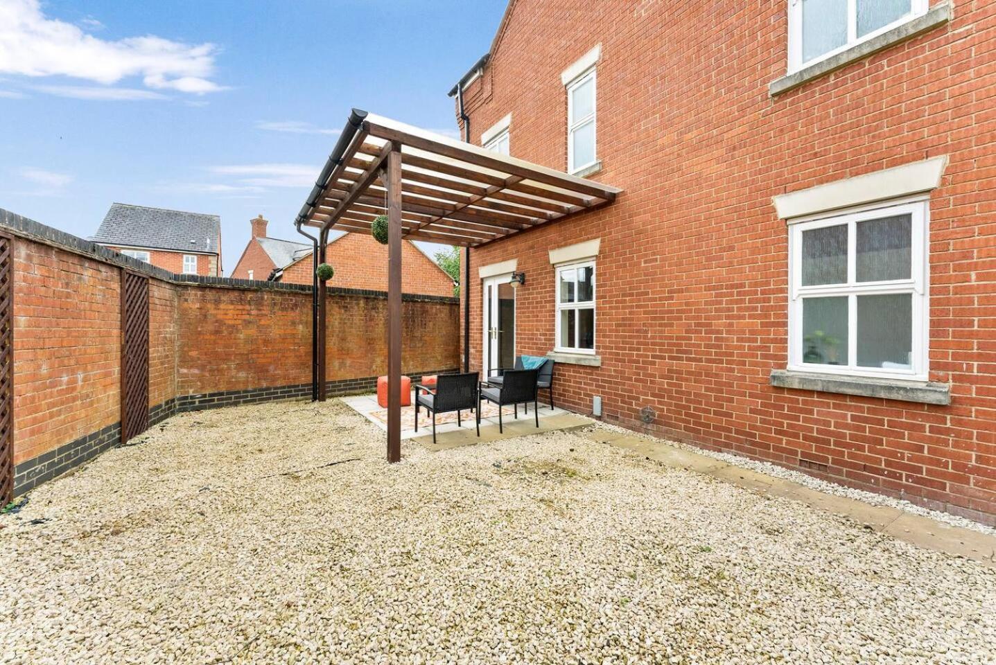 Large 5 Bedroom House in the Cotswolds - Garden view 5