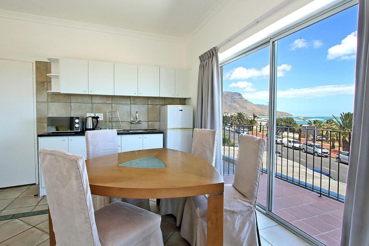Brighton Court in Campsbay on the beach. view 4