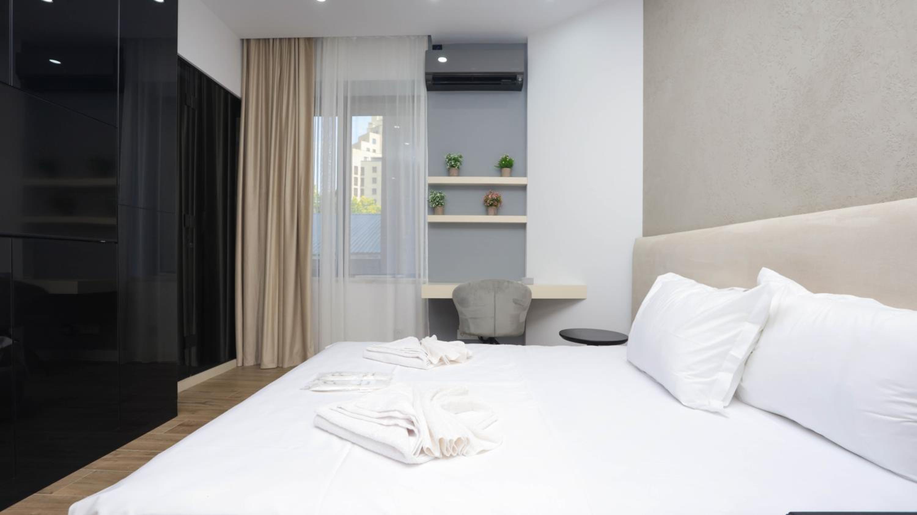Smart Apartments on Buzand Street 97