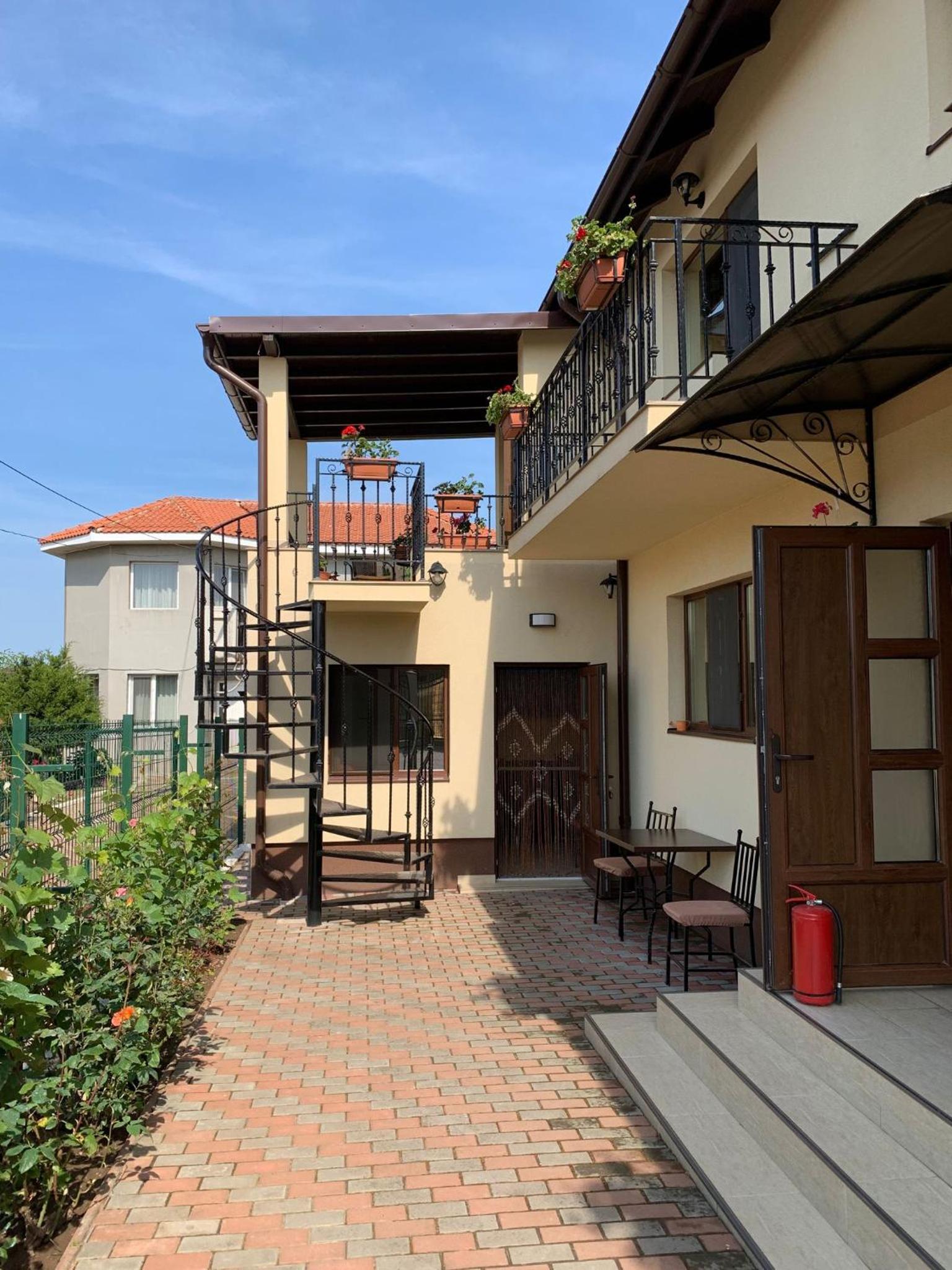 Casa Adina David