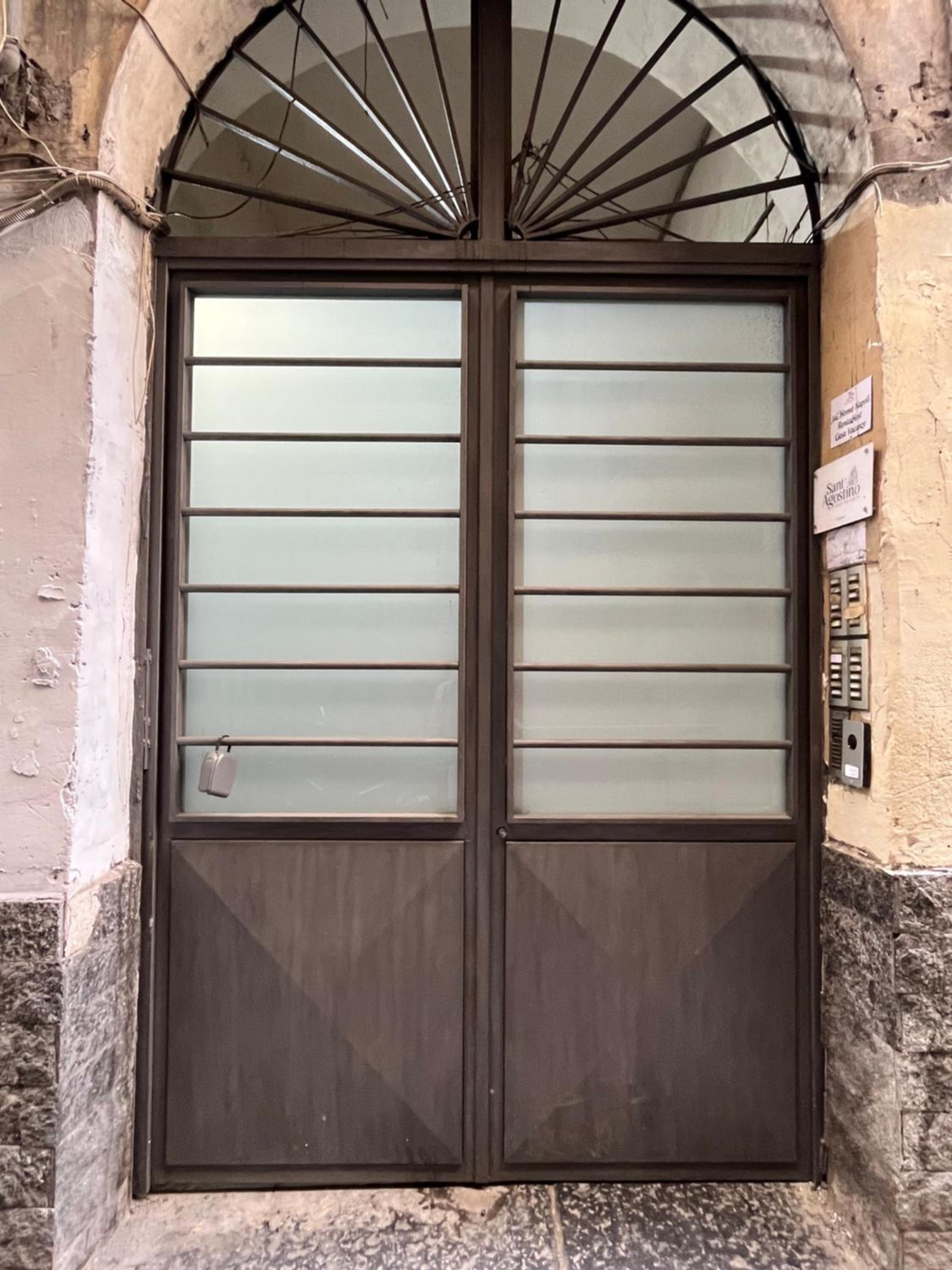 Oikos Guest House