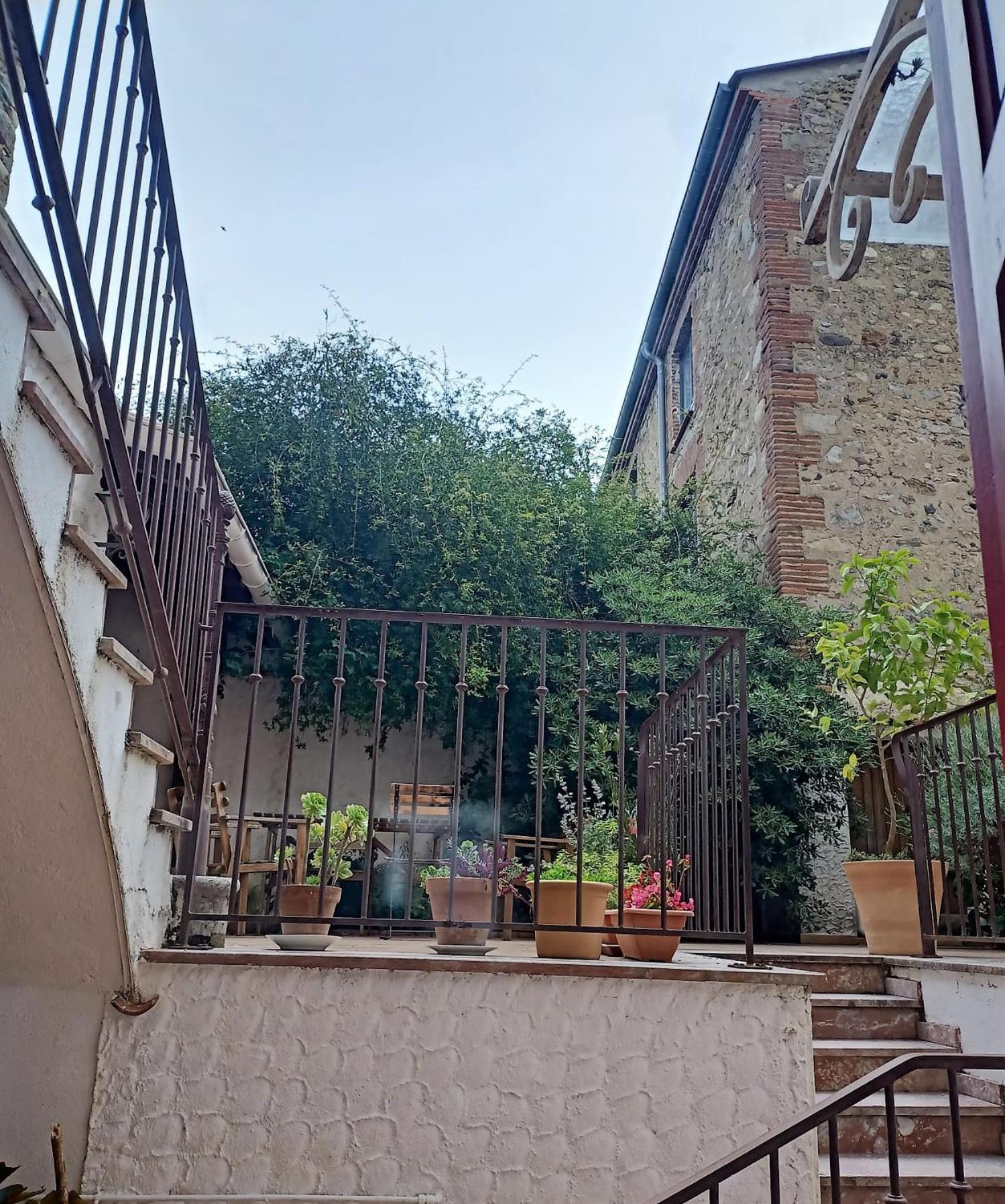 Photo 33