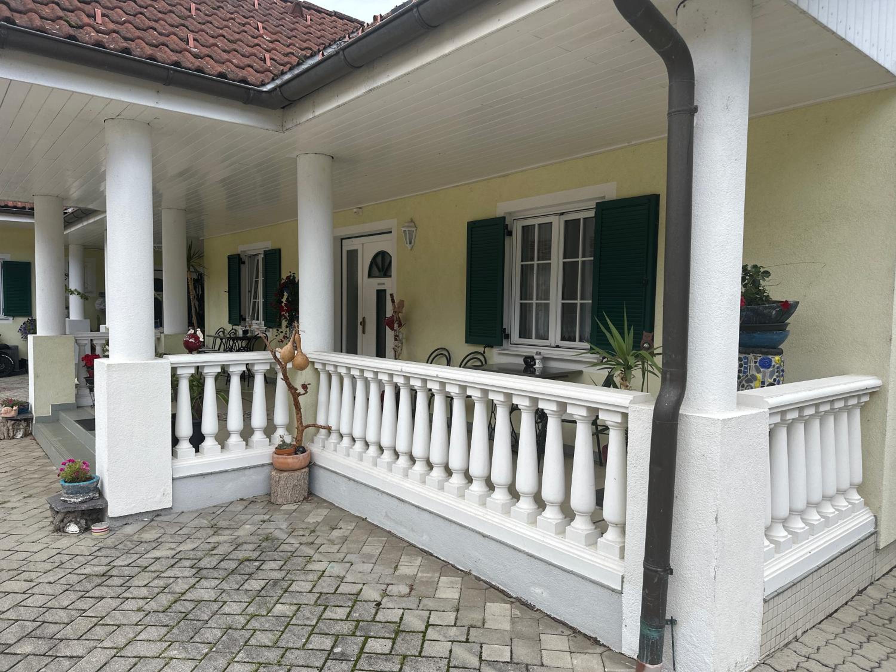 Villa Mercedes