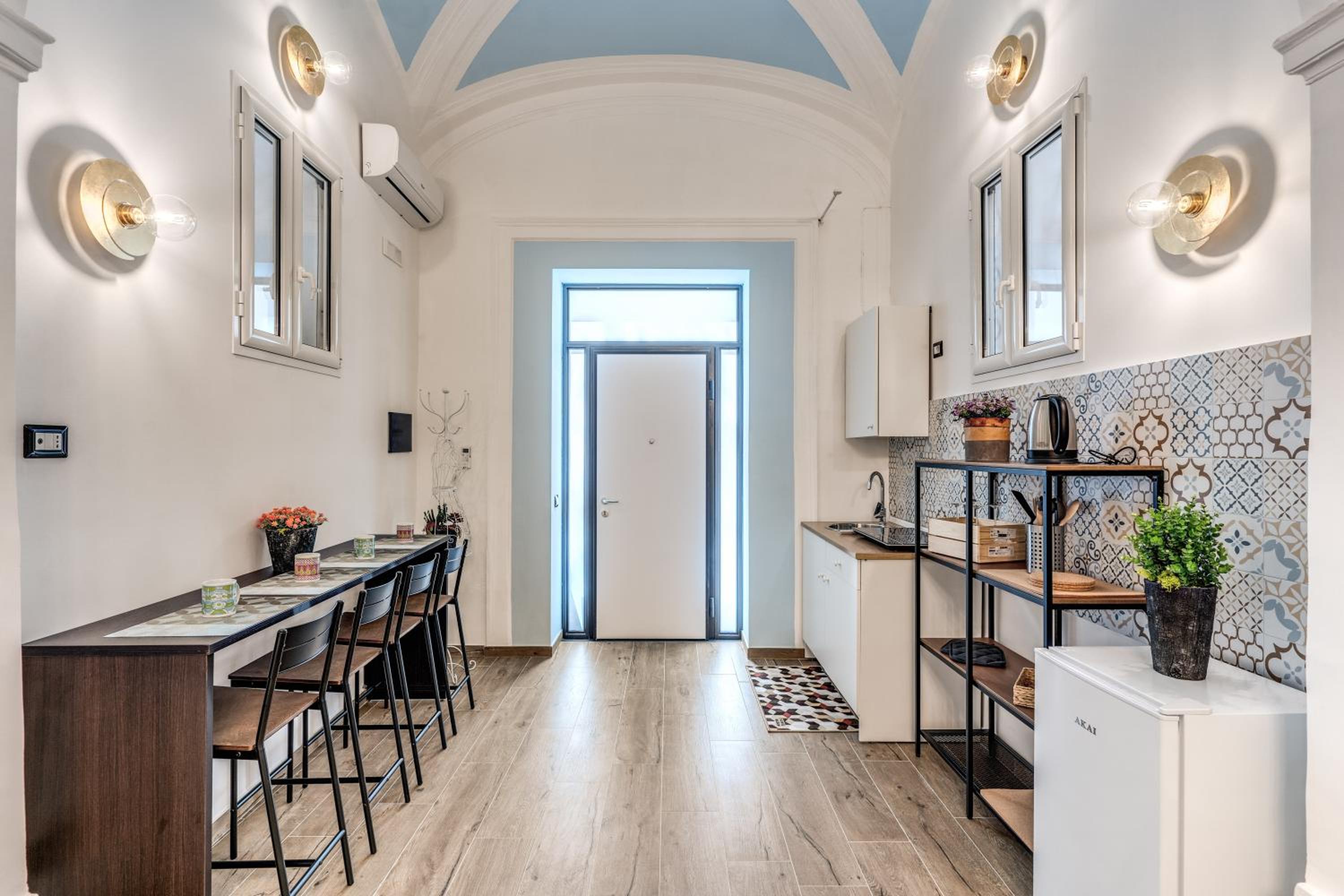 The Quarters Naples Apartments