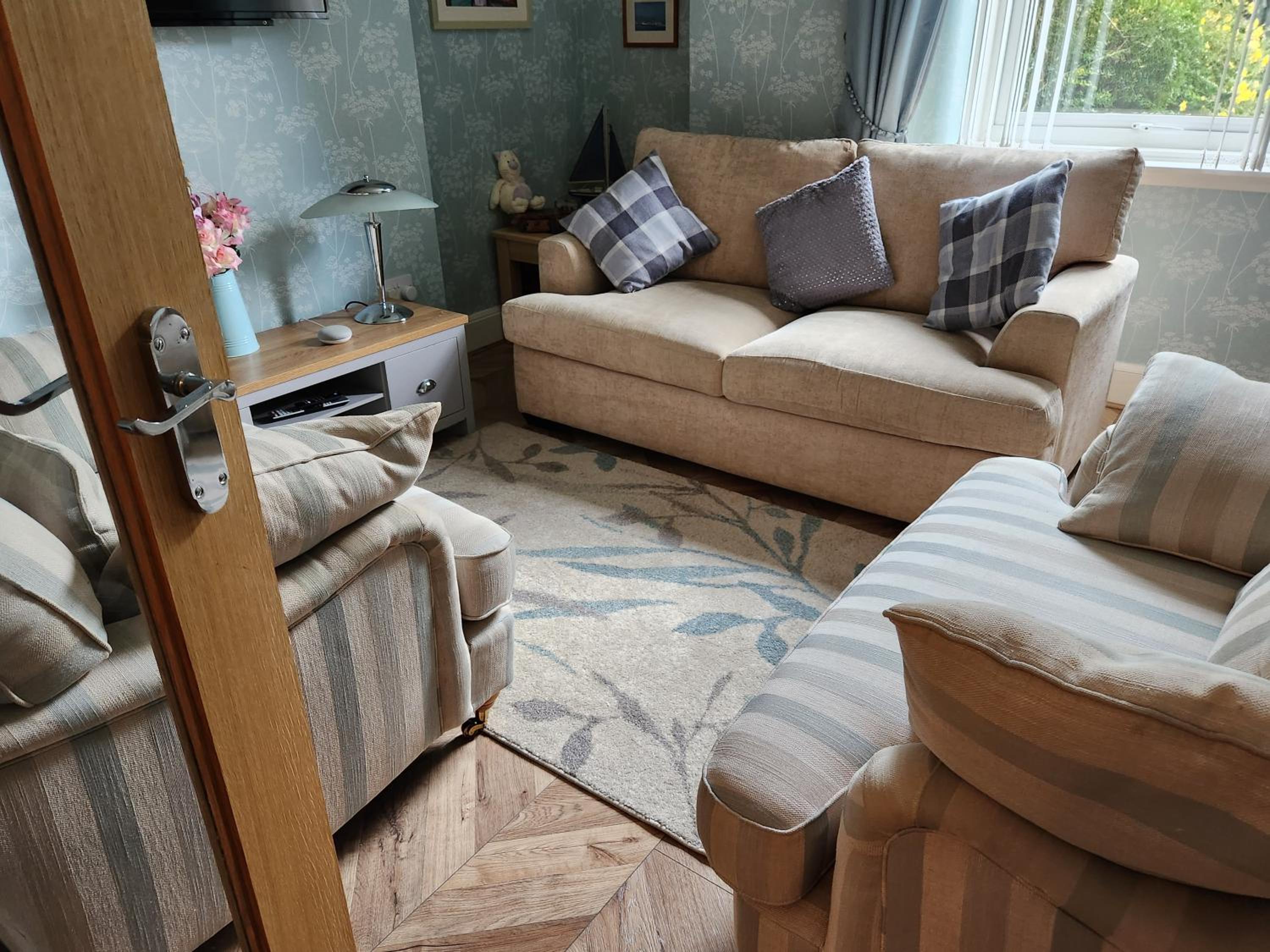 Apartment - Largs - Sleeps 4 - Pet Friendly view 4