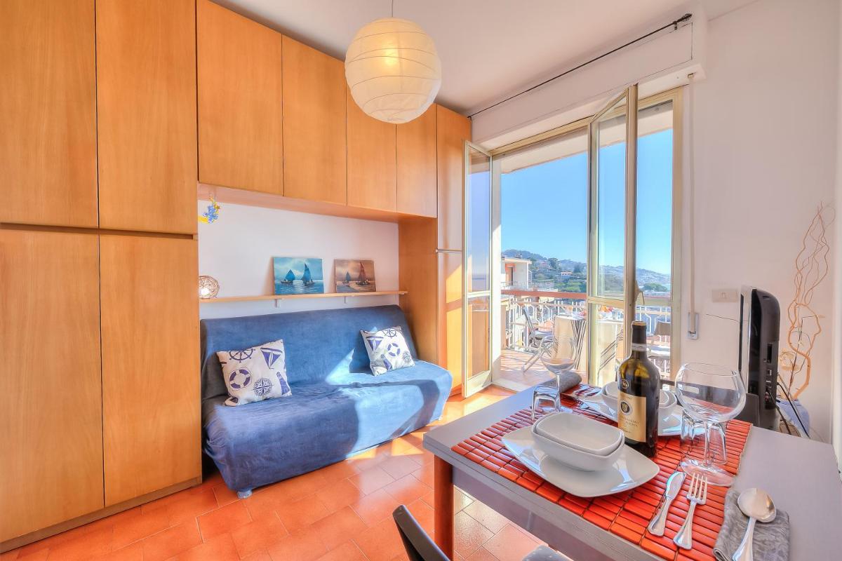 Appartamento Magenta few min from sea - Happy Rentals view 4