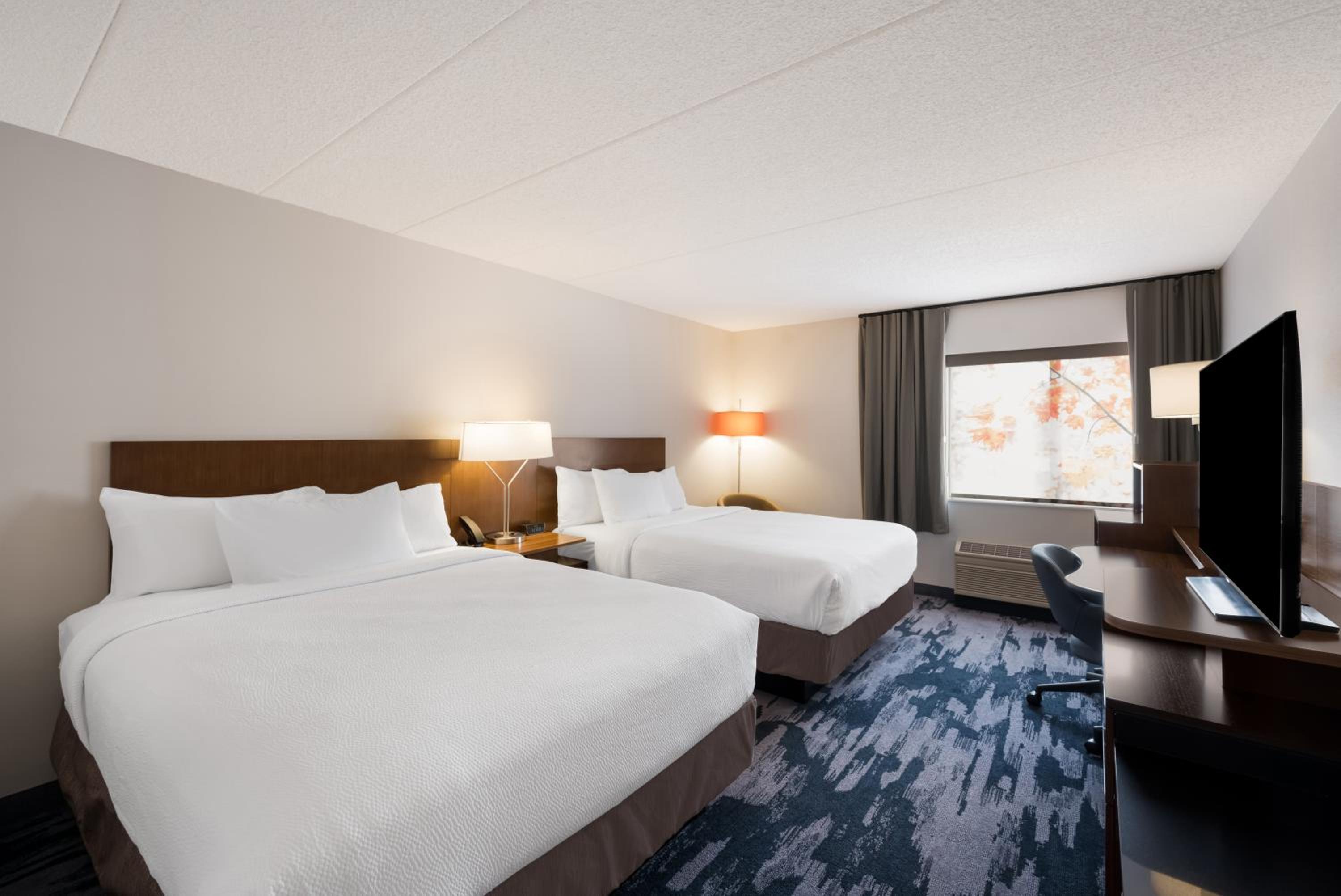 Fairfield Inn by Marriott Amesbury - Property Image 32