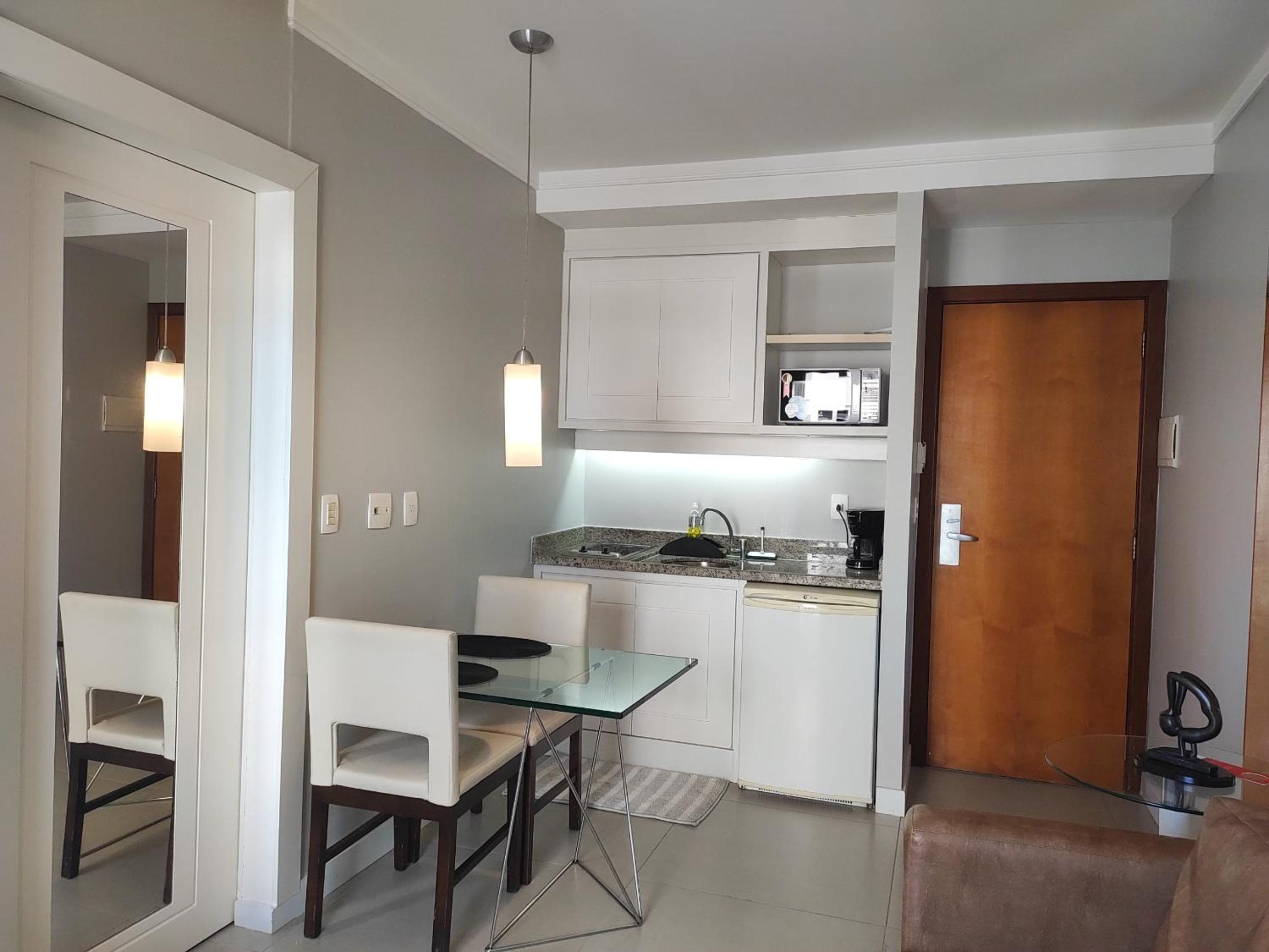 Flat 704 Triângulo Apart