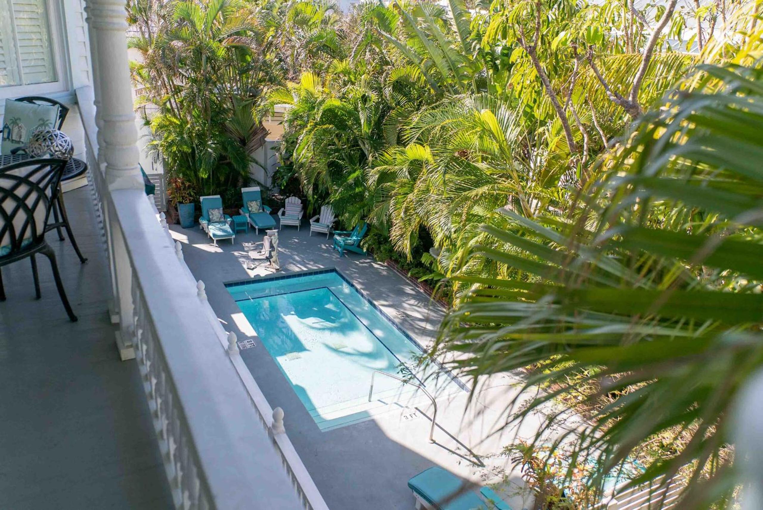 Southernmost Point Guest House & Garden Bar