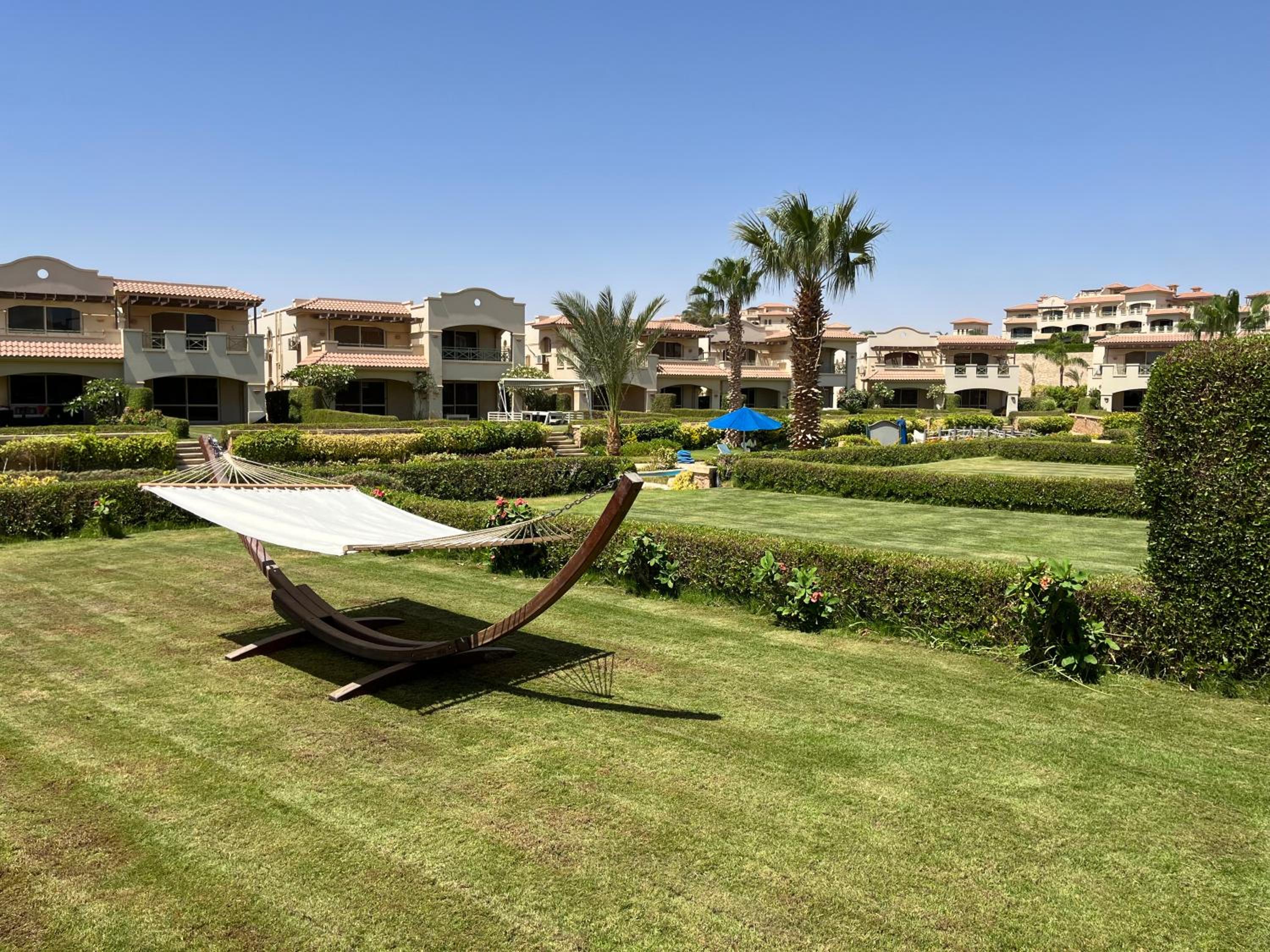 For Elite Families I La Vista 5 Seafront 265m Luxury Villa view 4