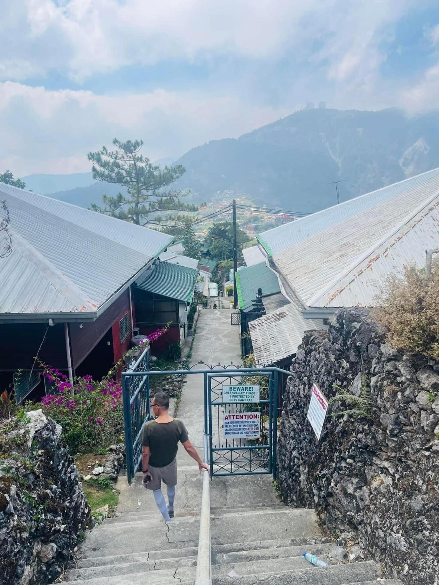Classic, Cozy House for Transient in Baguio City 1 view 4
